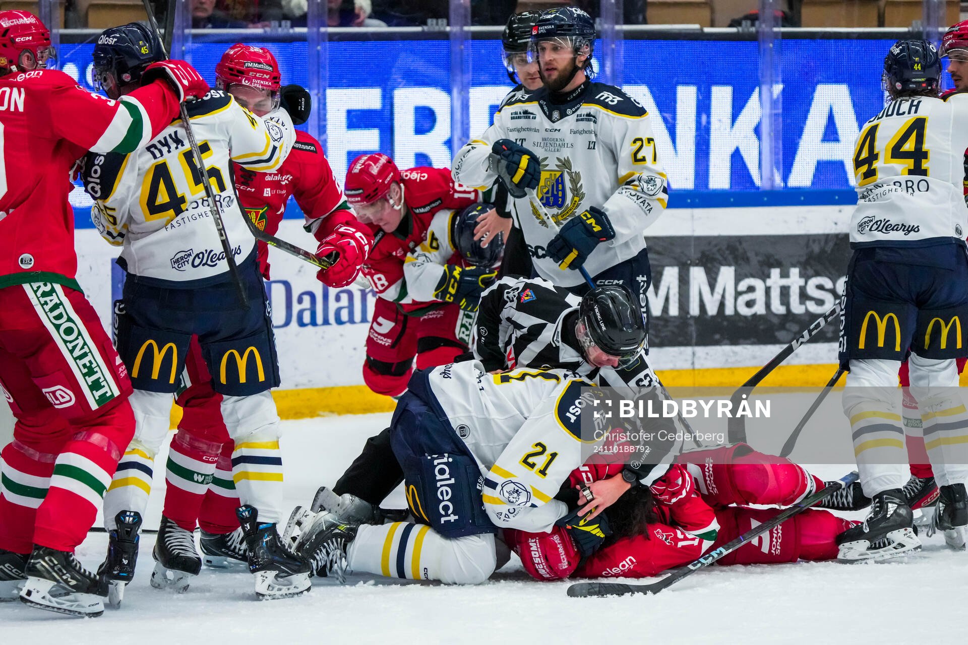 Bråk mellan spelarna