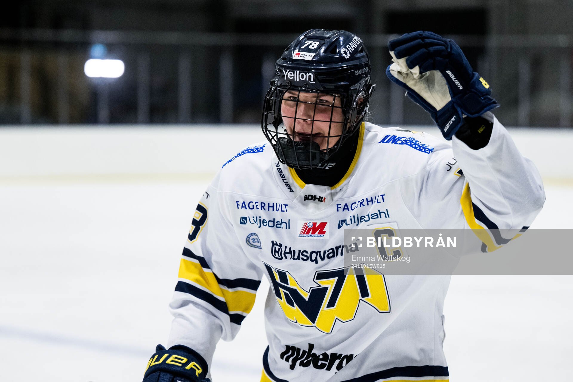 HV71s Elin Svensson jublar