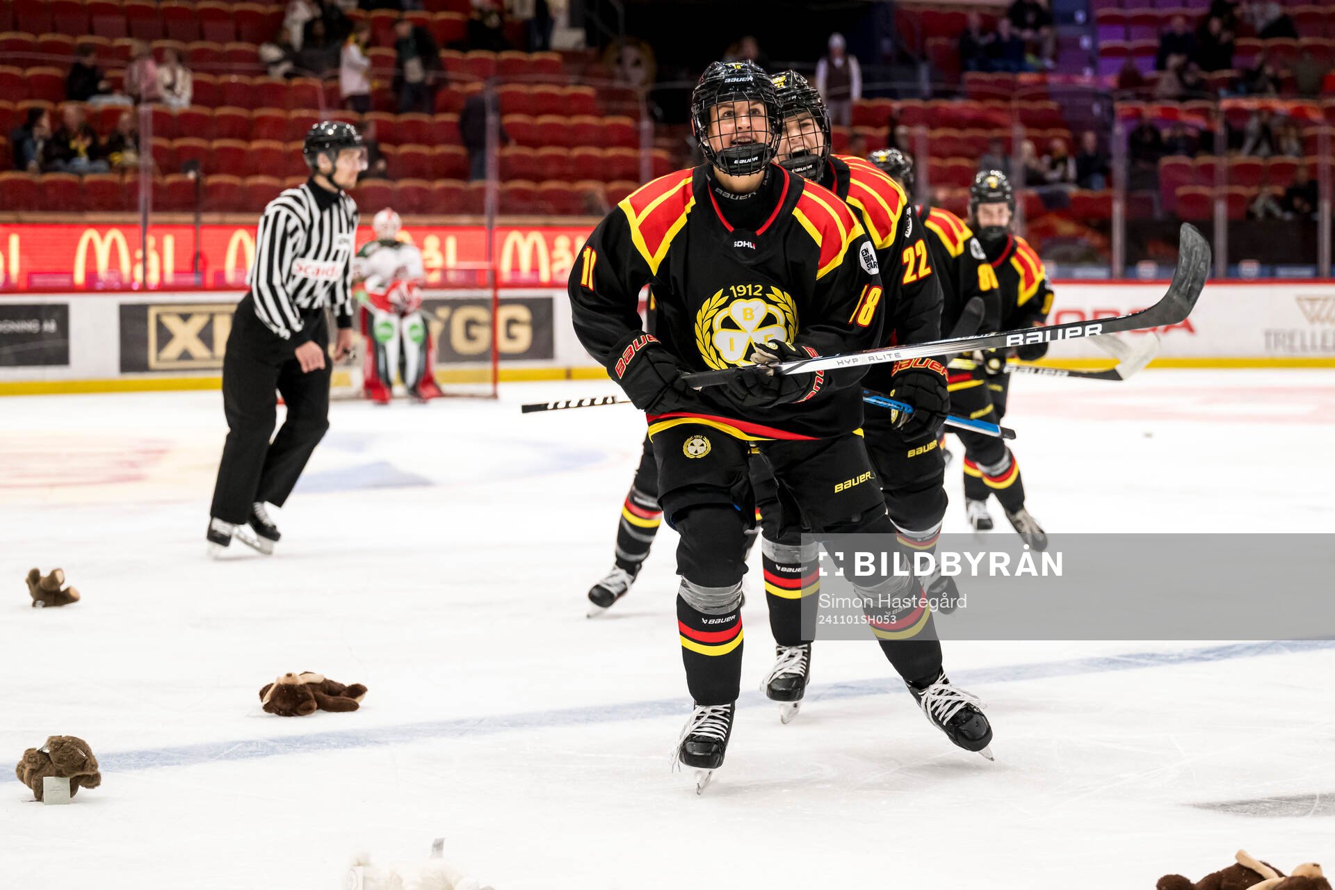 Brynäs Jenniina Nylund jublar