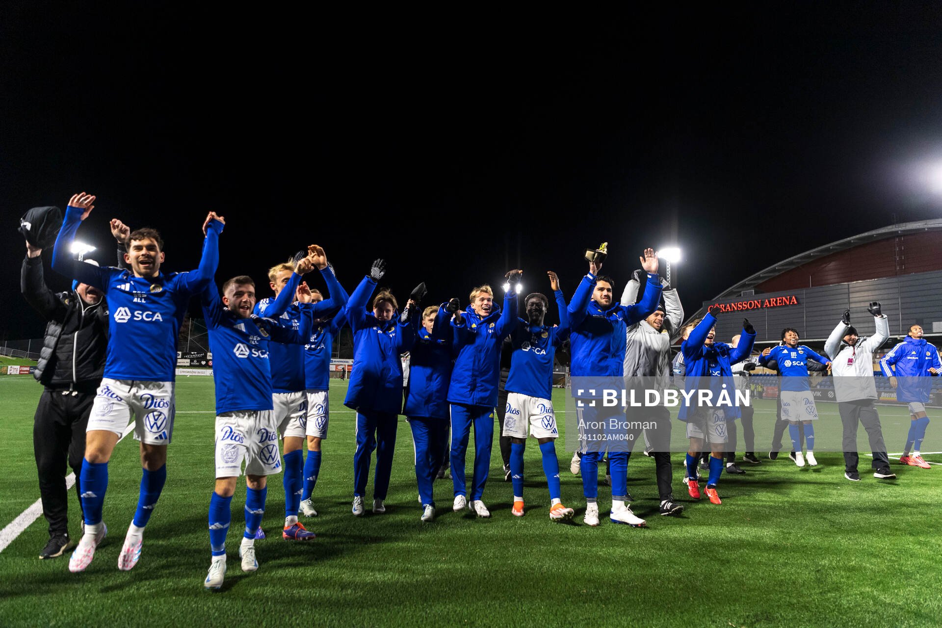 GIF Sundsvalls spelare jublar