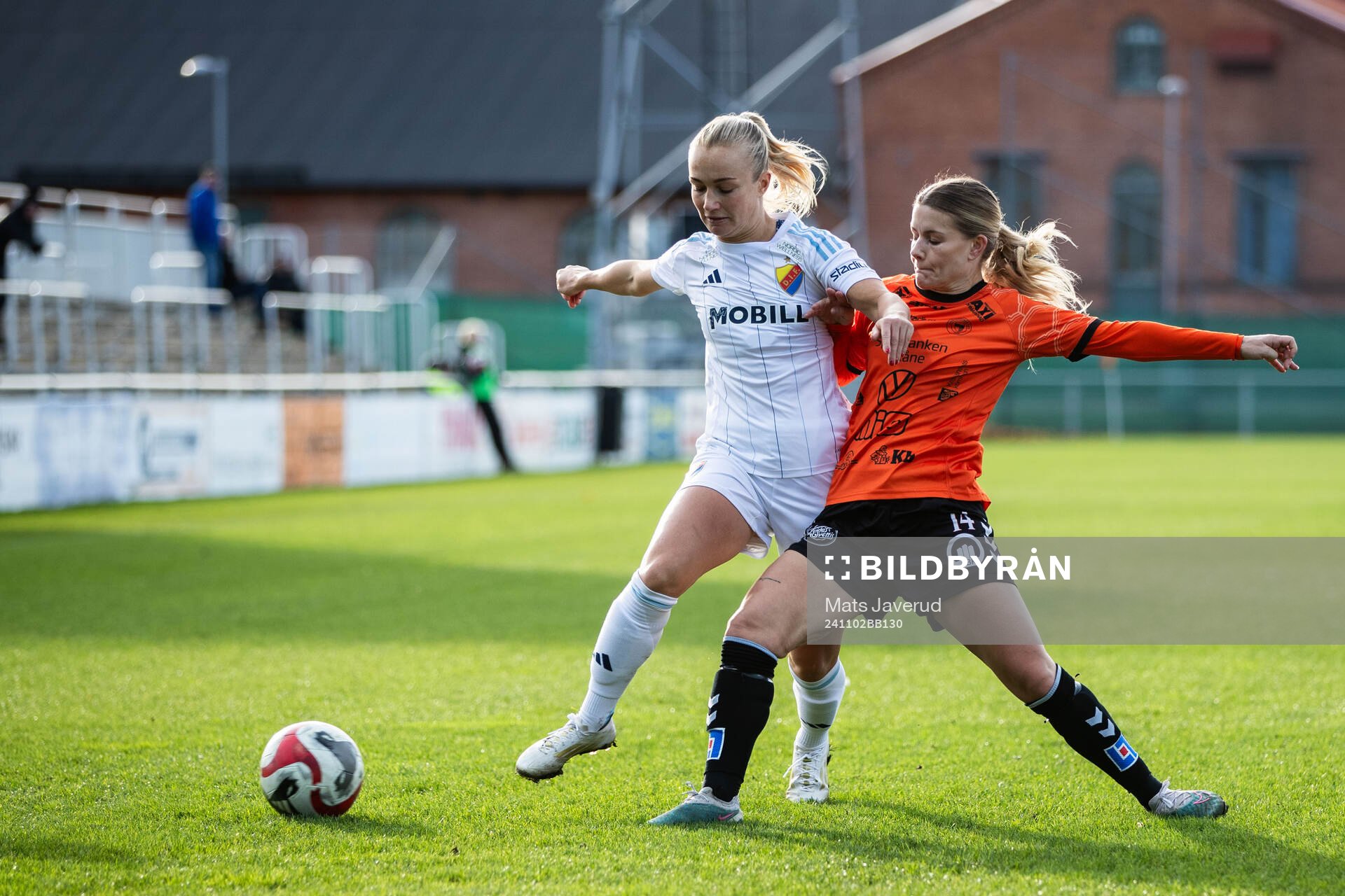 Djurgårdens Tove Almqvist och Kristianstads Tilda Persson