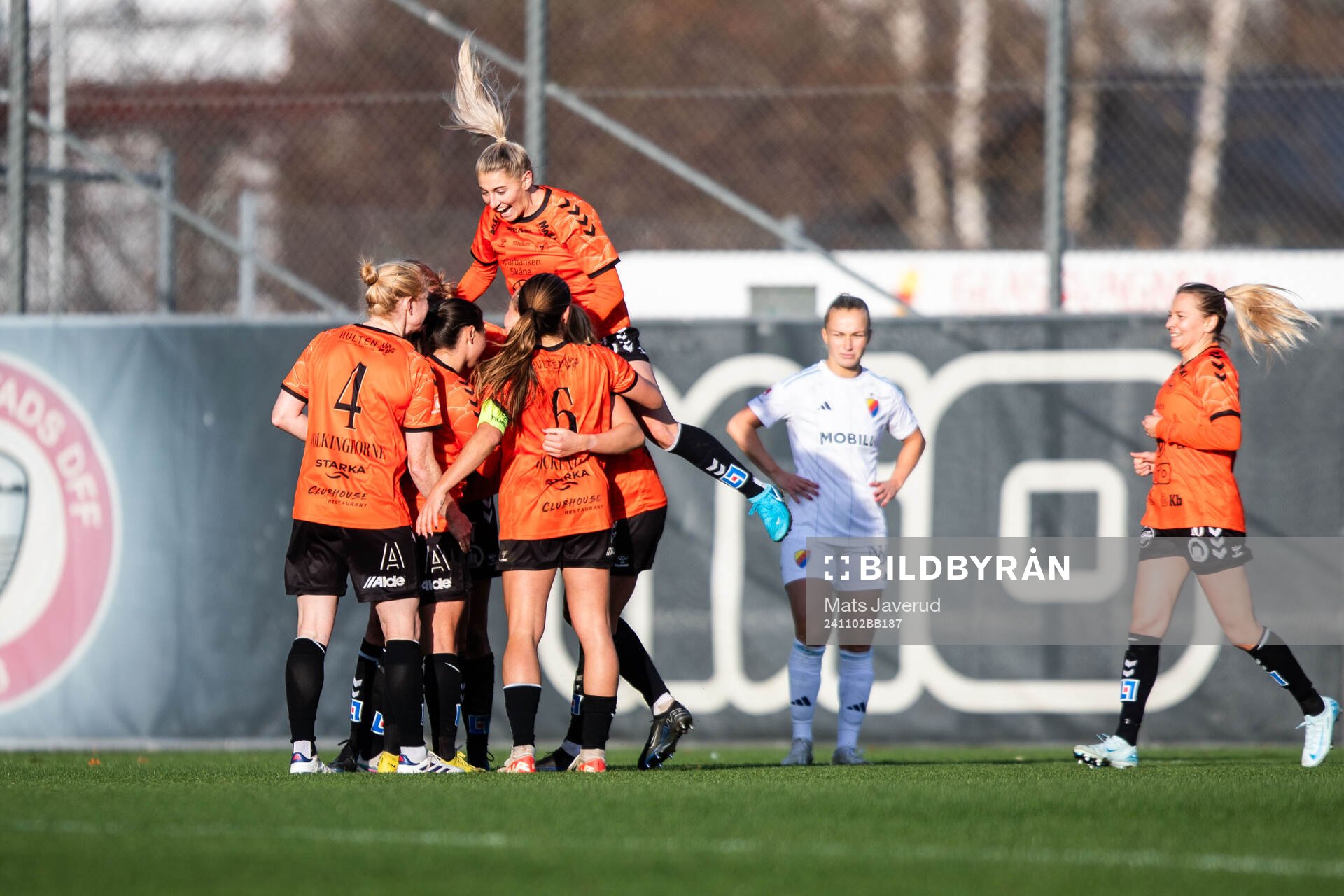Kristianstads Hlin Eiriksdottir jublar med lagkamrater