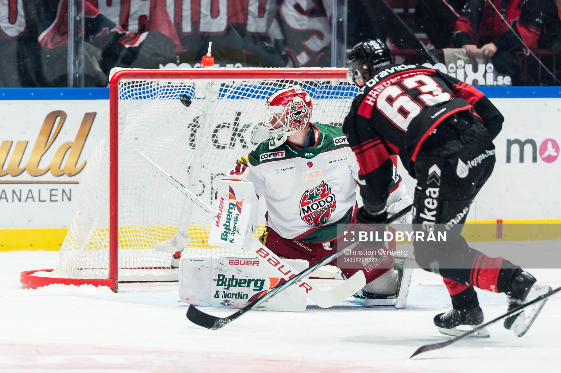 Malmö Redhawks Fredrik Händemark jublar
