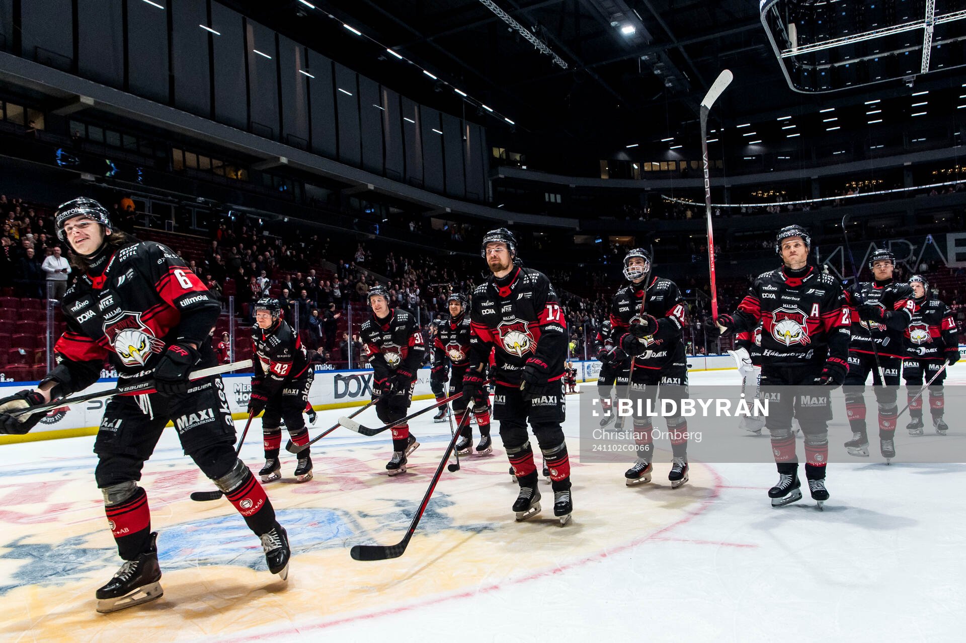 Malmö Redhawks spelare jublar