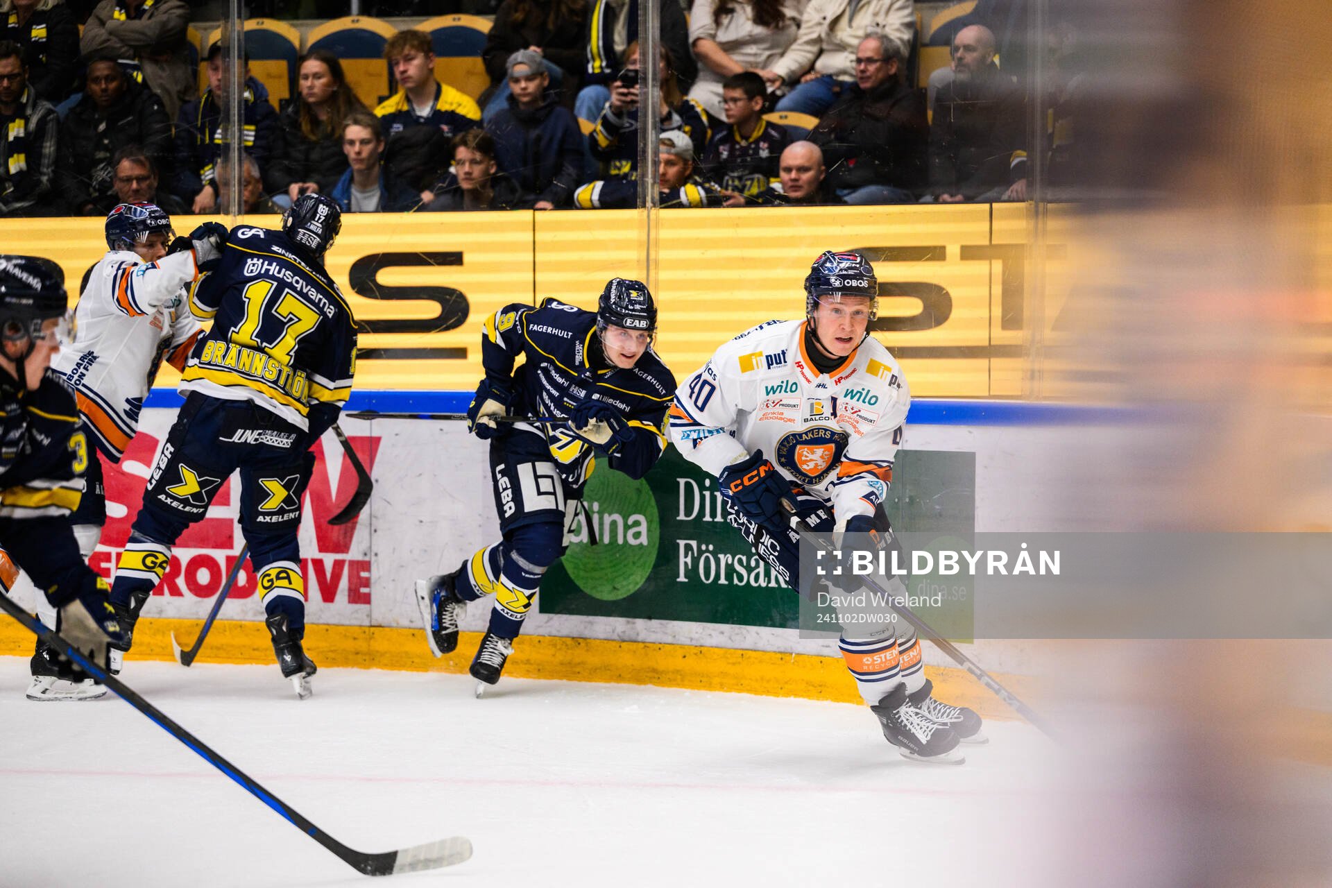Växjös Dennis Rasmussen och HV71s Hugo Pettersson