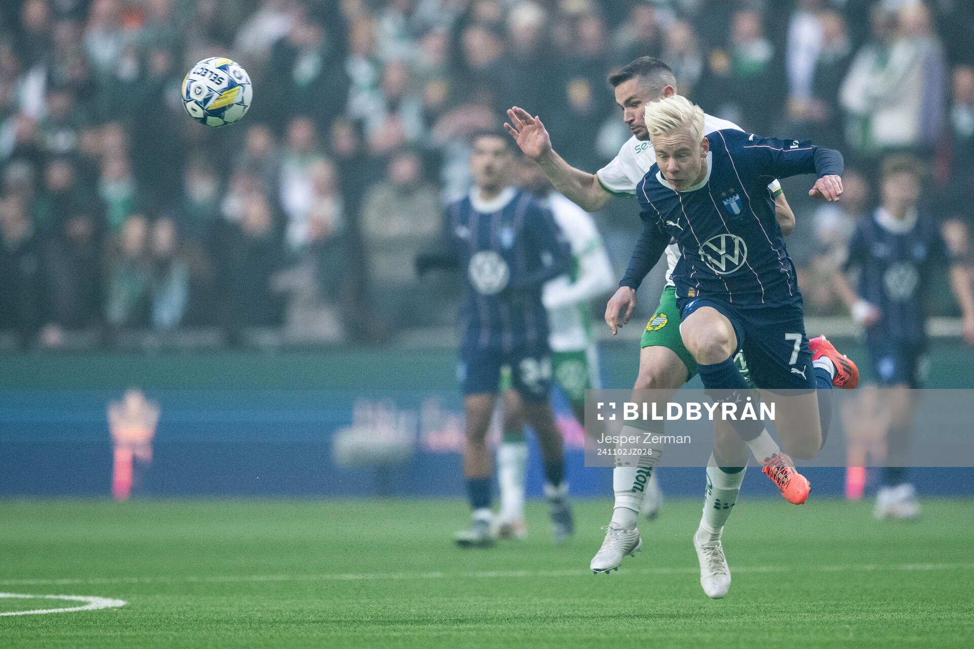 Hammarbys Oscar Johansson Schellhas och Malmö FFs Otto