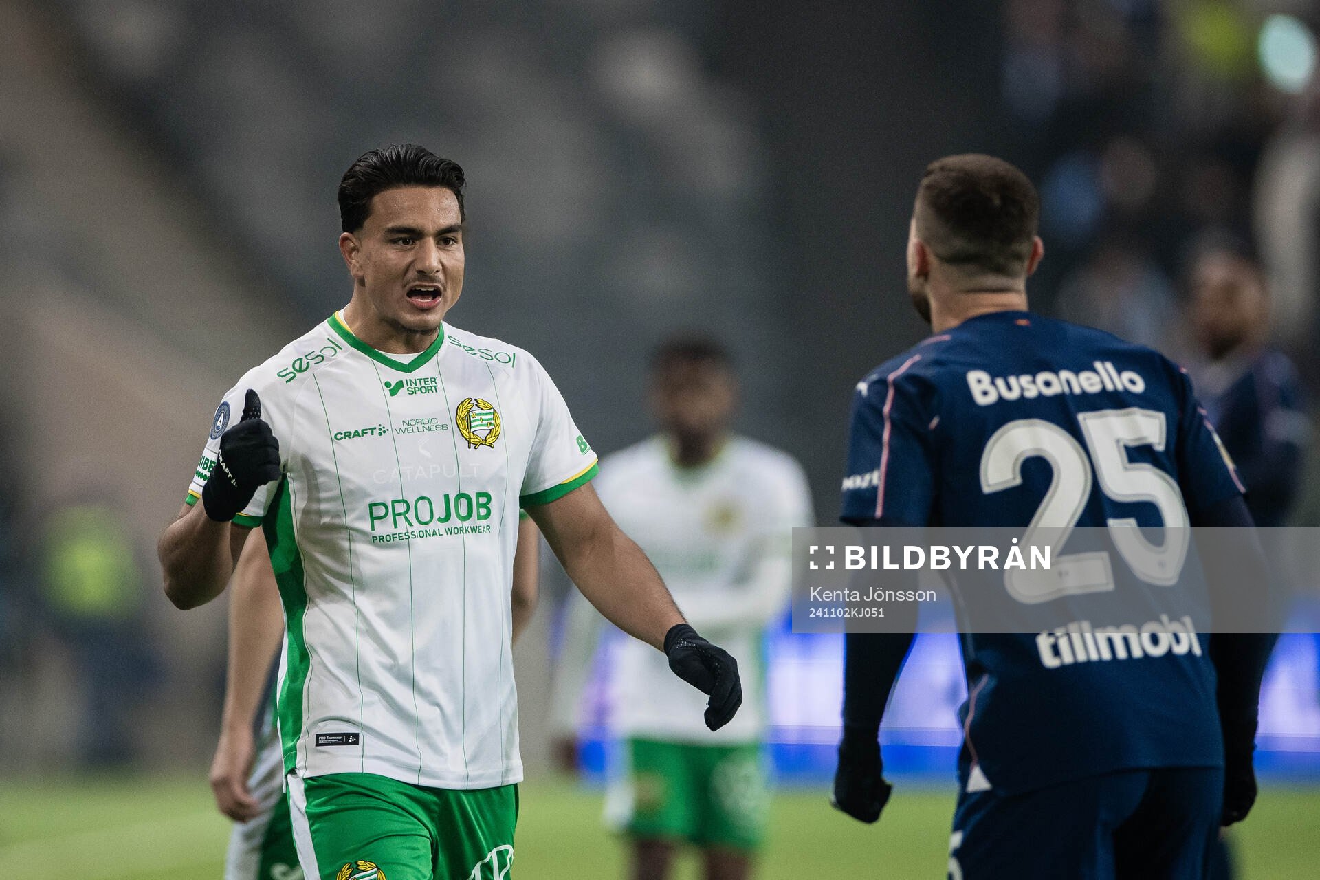 Hammarbys Jusef Erabi och Malmö FFs Gabriel Busanello