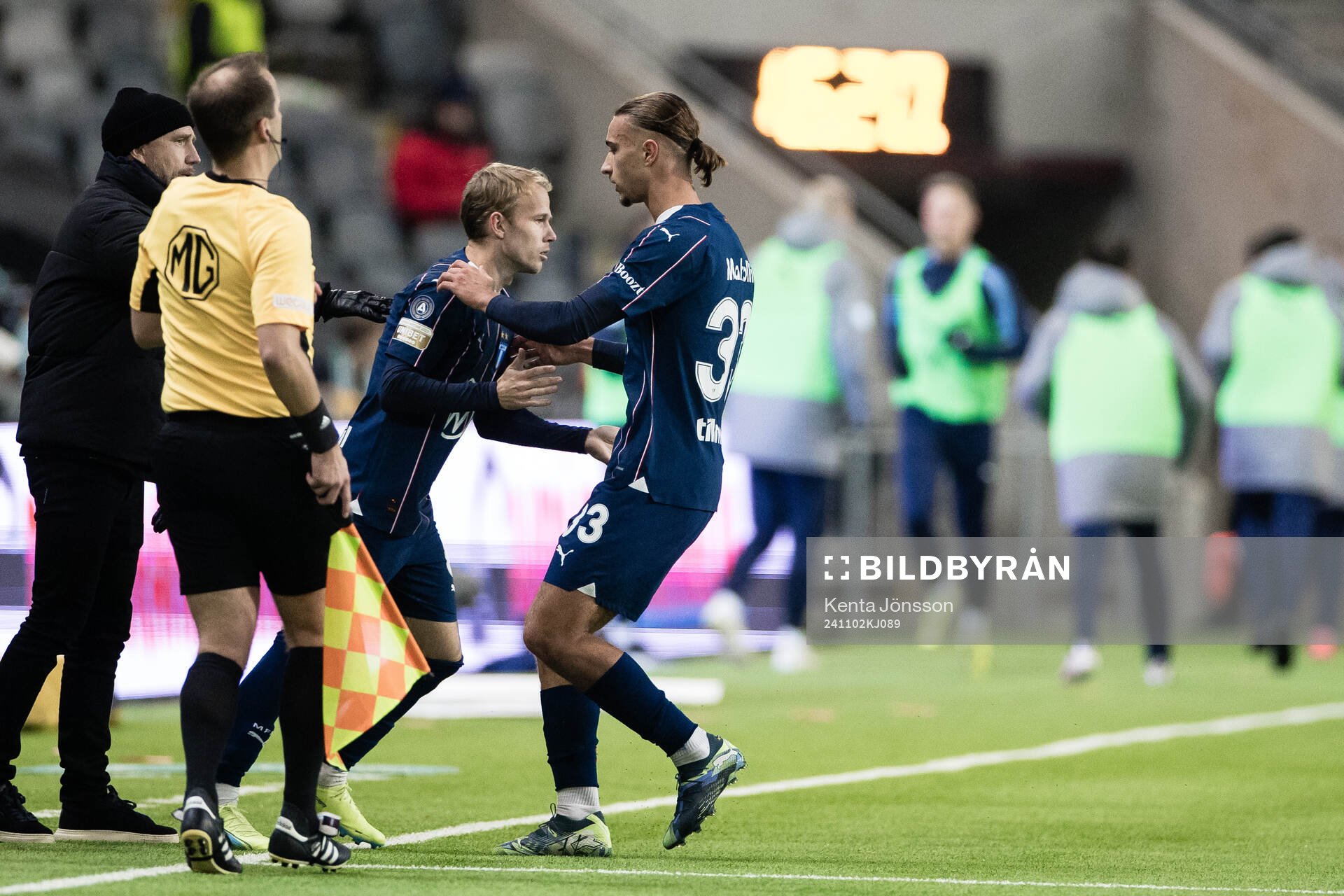 Malmö FFs Oscar Lewicki byt sin mot Elison Makolli