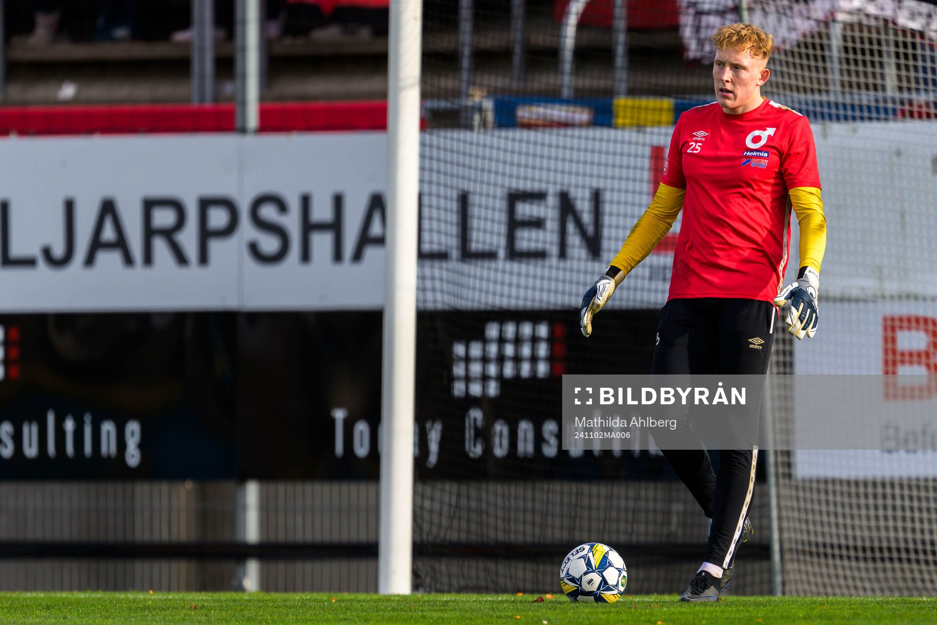 Degerfors målvakt Rasmus Forsell