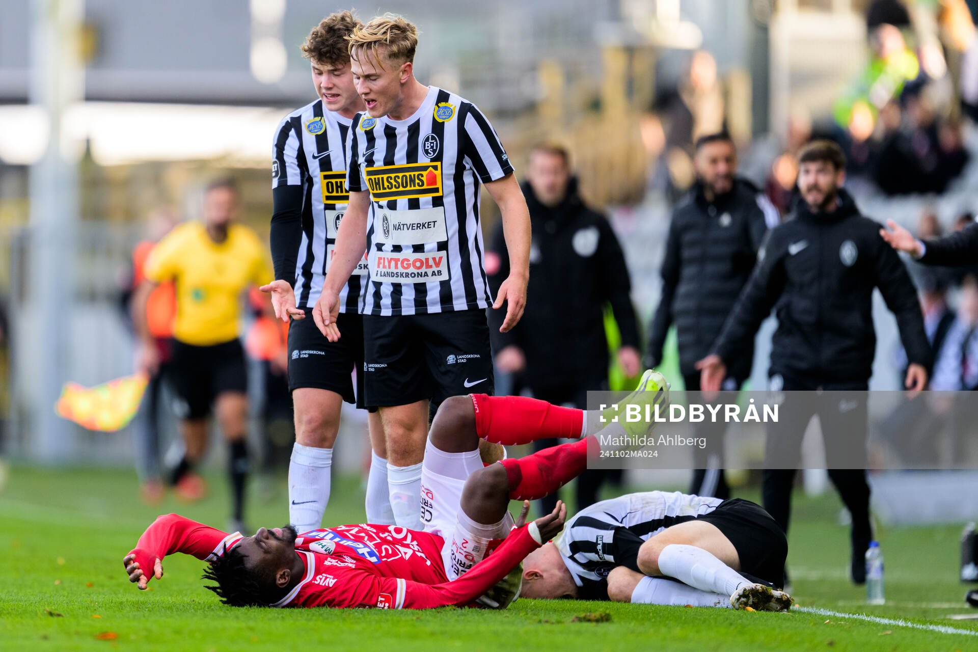 Degerfors Mamadouba Diaby och Landskronas Max Nilsson och