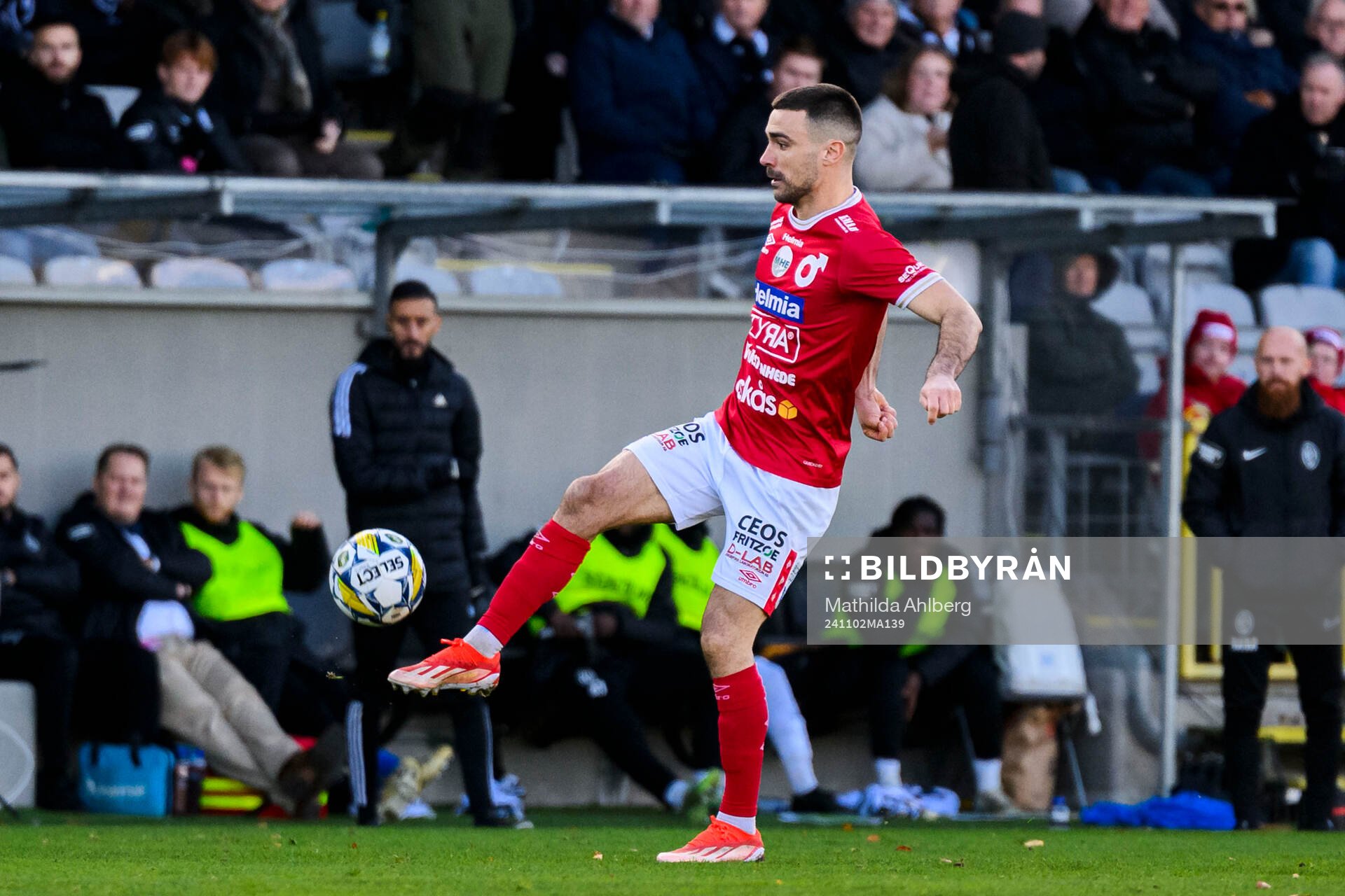 Degerfors Carlos Moros Gracia under fotbollsmatchen i Superettan mellan Landskrona och Degerfors den 2 november 2024 i Landskrona. 