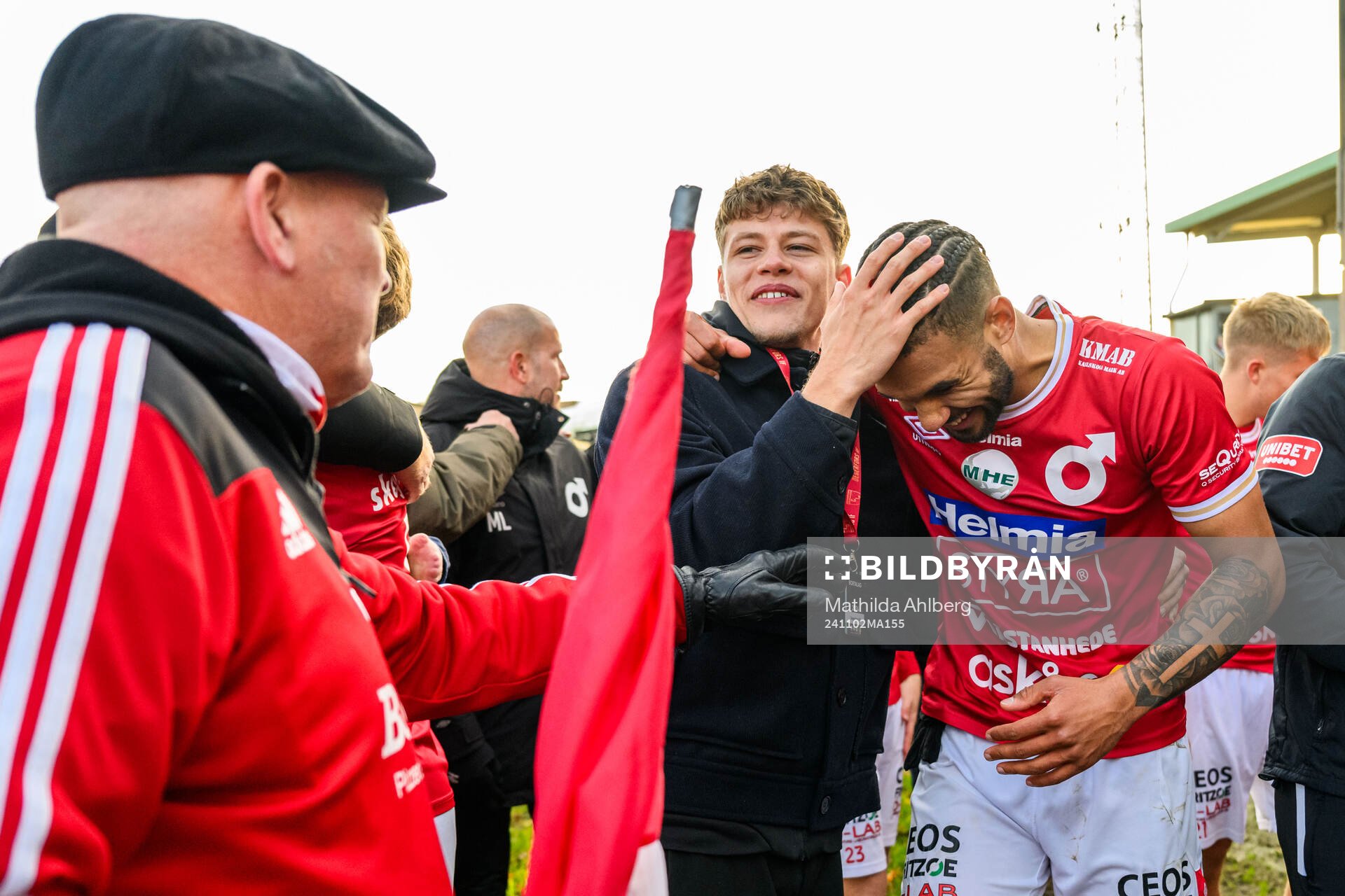 Degerfors Gustav Lindgren och Dijan Vukojevic jublar över
