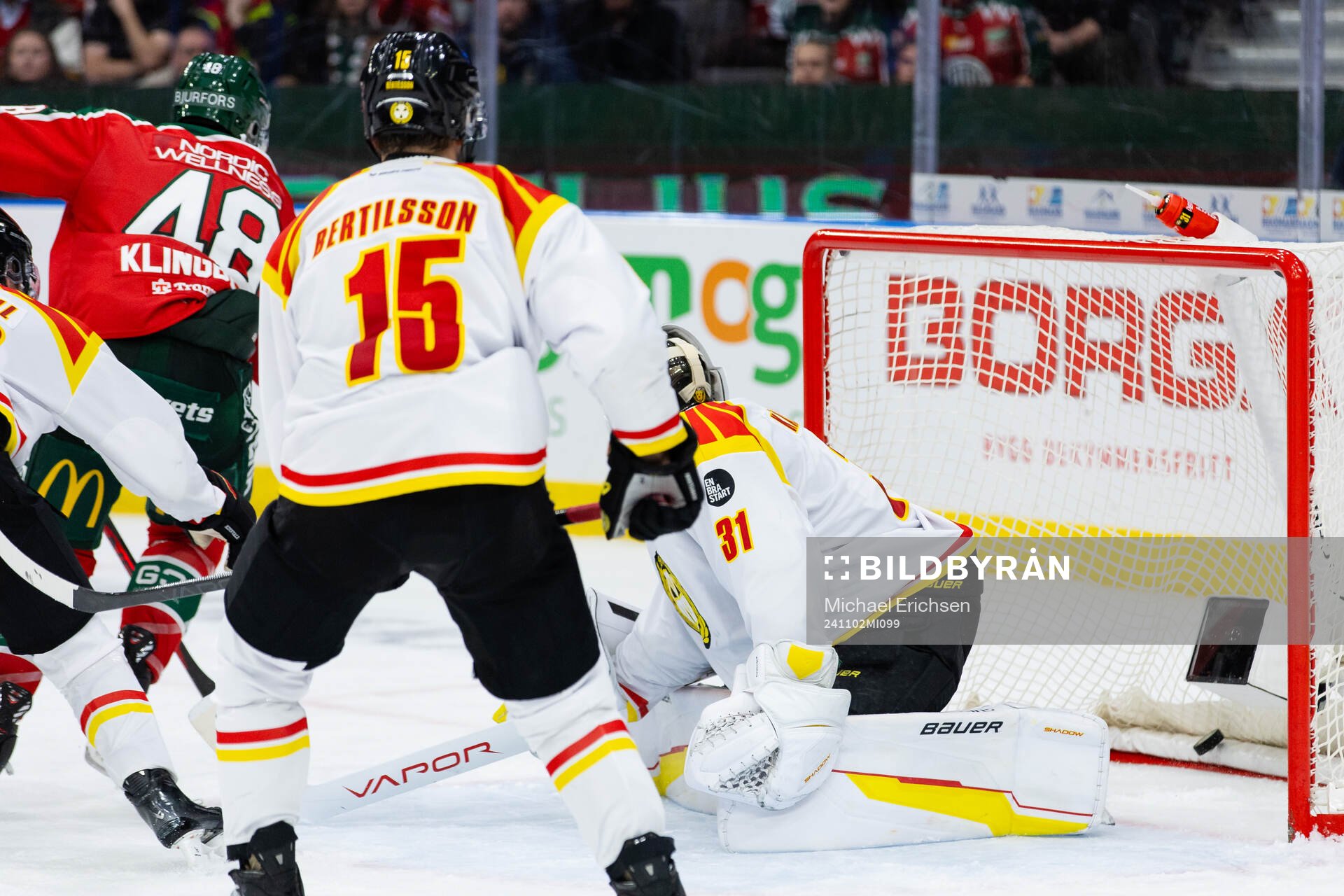 Frölundas Carl Klingberg gör 4-1 på Brynäs målvakt