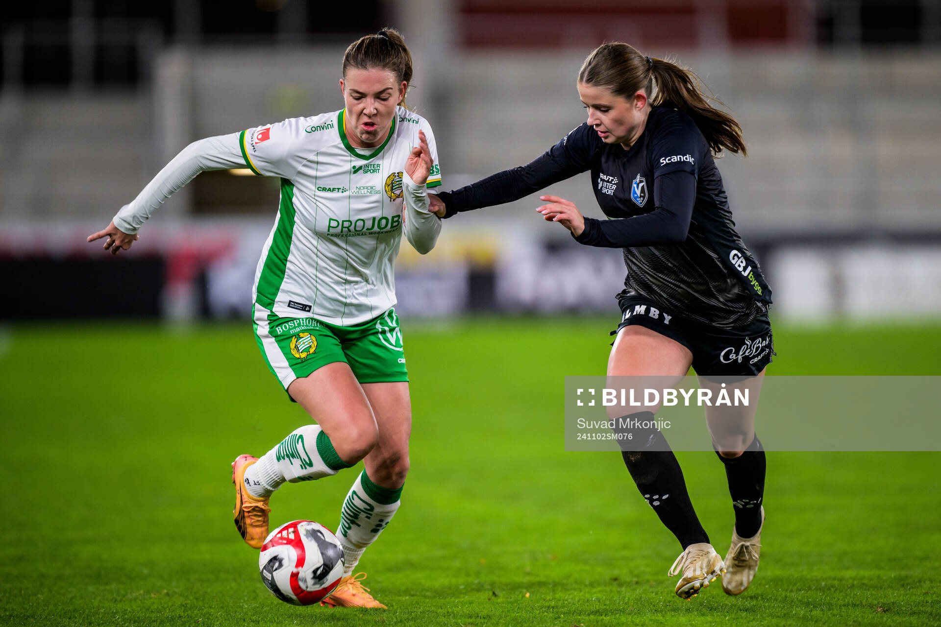 Hammarbys Emma Westin och Växjö DFFs Emma Holmqvist