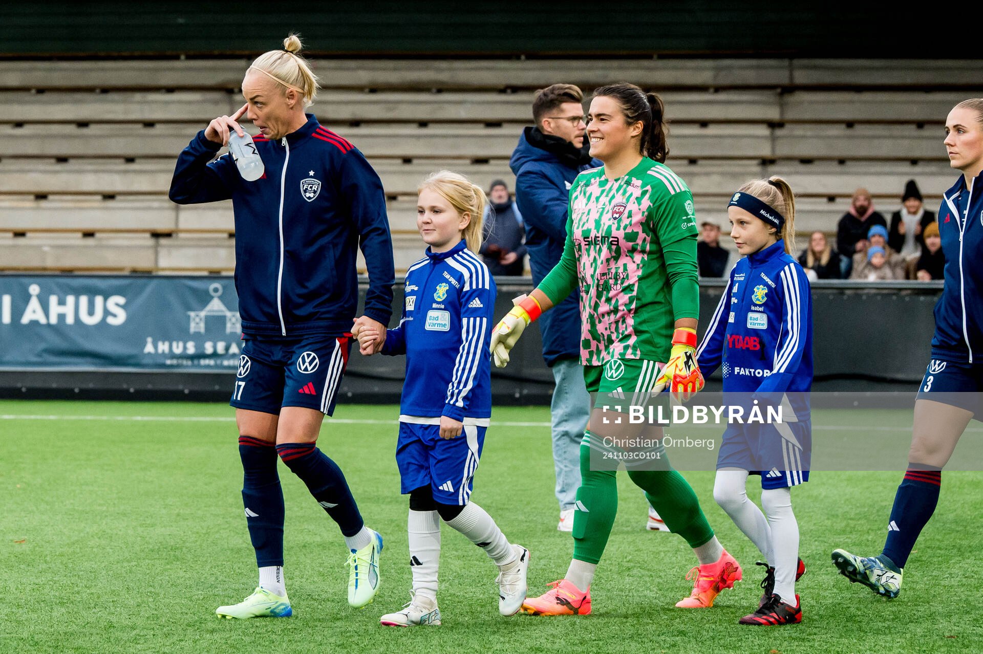 Rosengårds Caroline Seger och målvakt Eartha Cumings