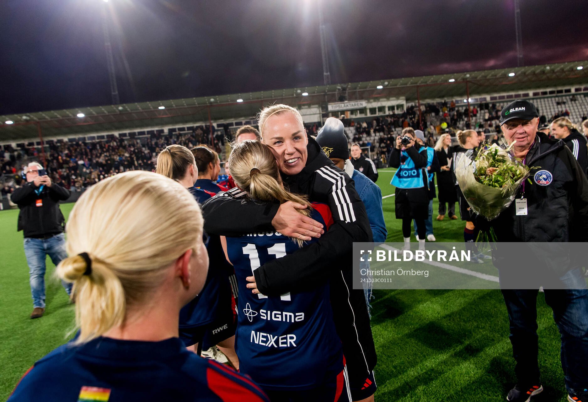 Rosengårds Caroline Seger hyllas