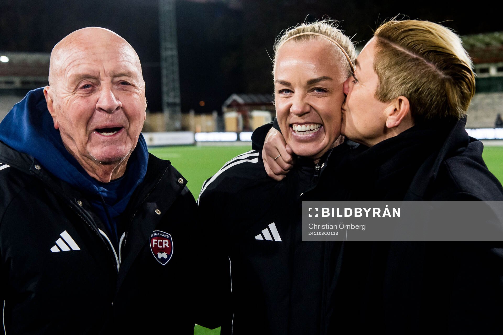 Rosengårds Erling Nilsson, Caroline Seger och sportchef Therese Sjögran efter fotbollsmatchen i Damallsvenskan mellan Rosengård och Linköping den 3 november 2024 i Malmö.