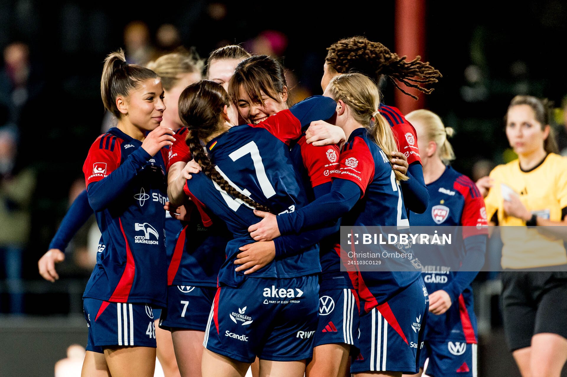 Rosengårds Momoko Tanikawa jublar