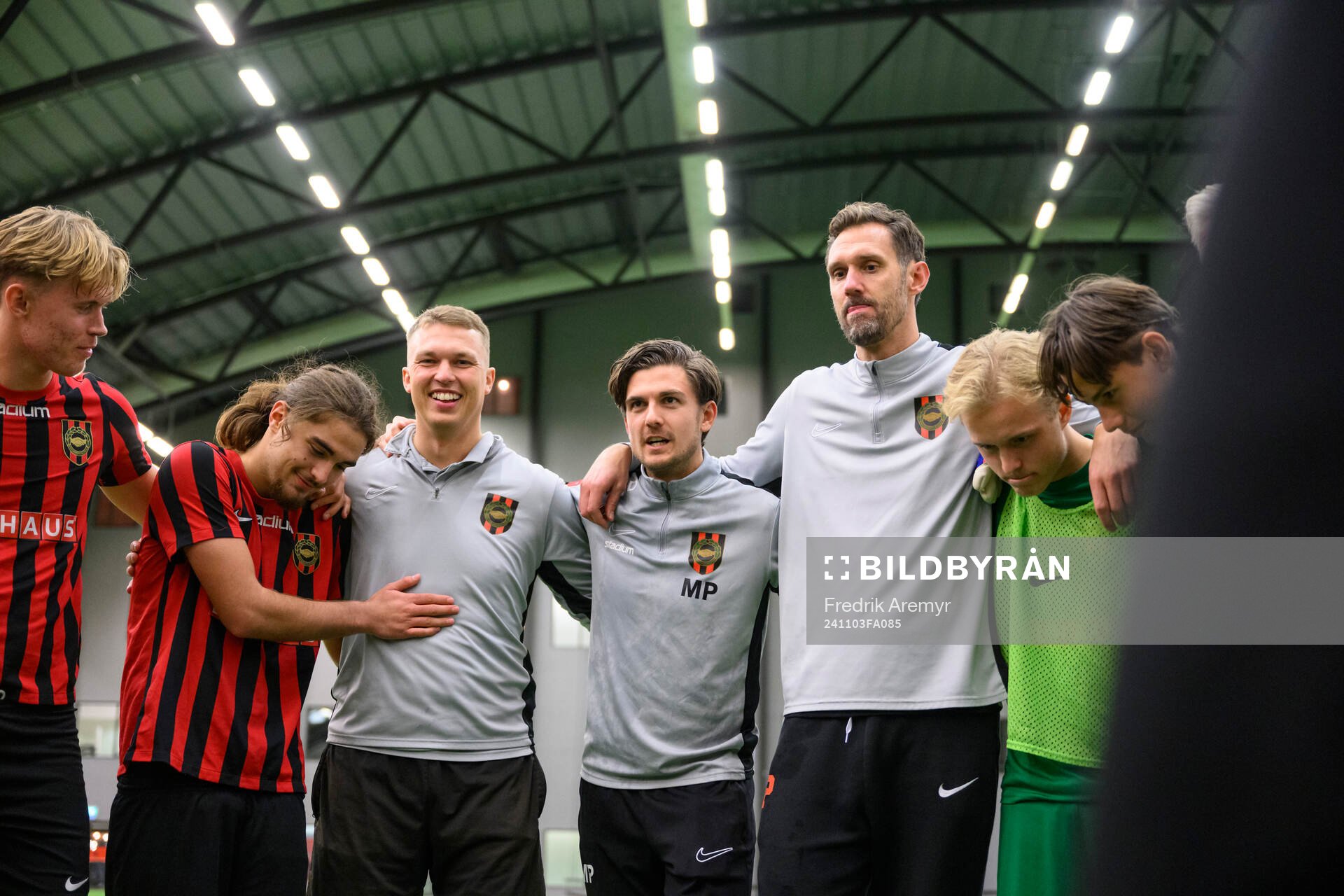 Brommapojkarnas spelare jublar