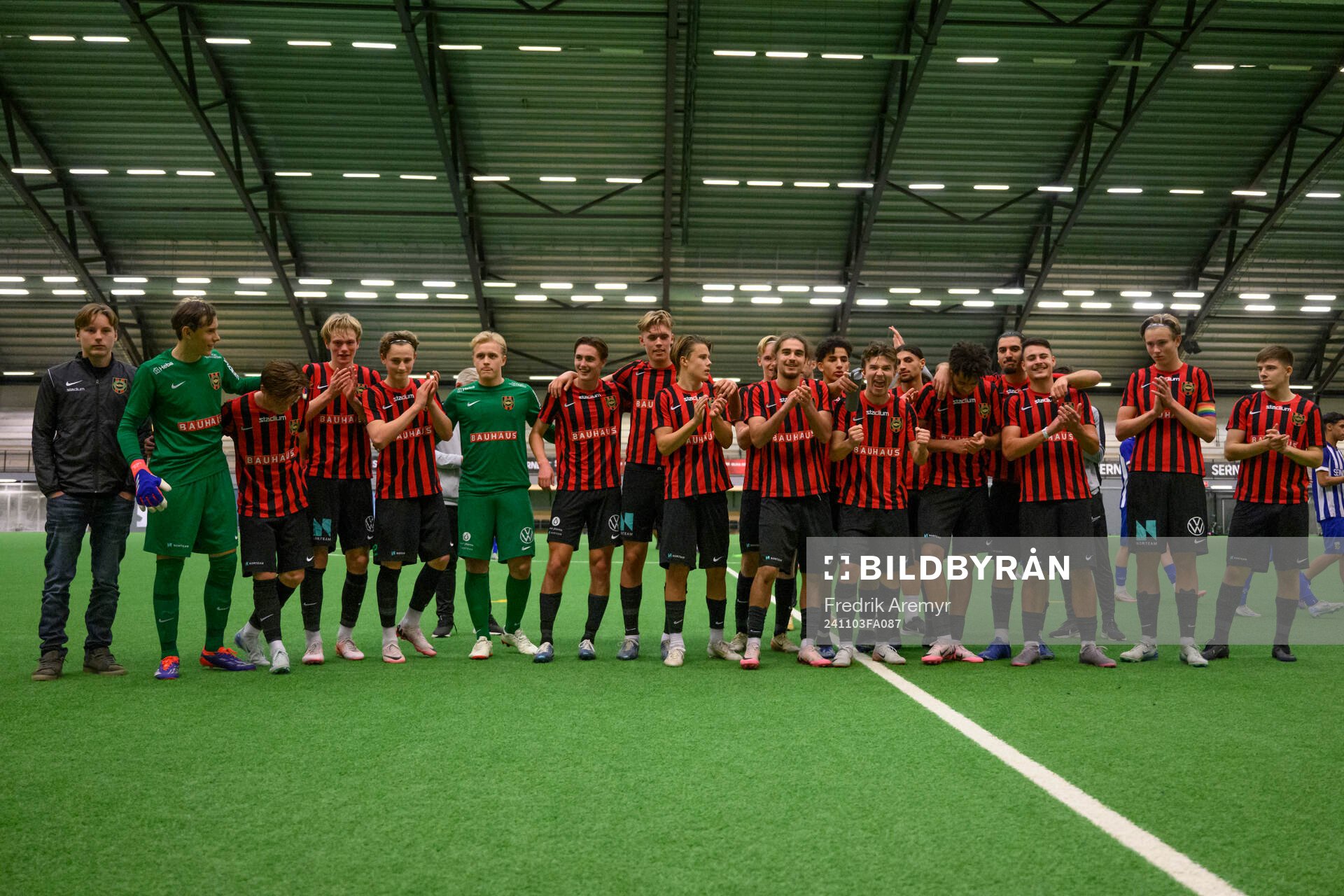 Brommapojkarnas spelare jublar