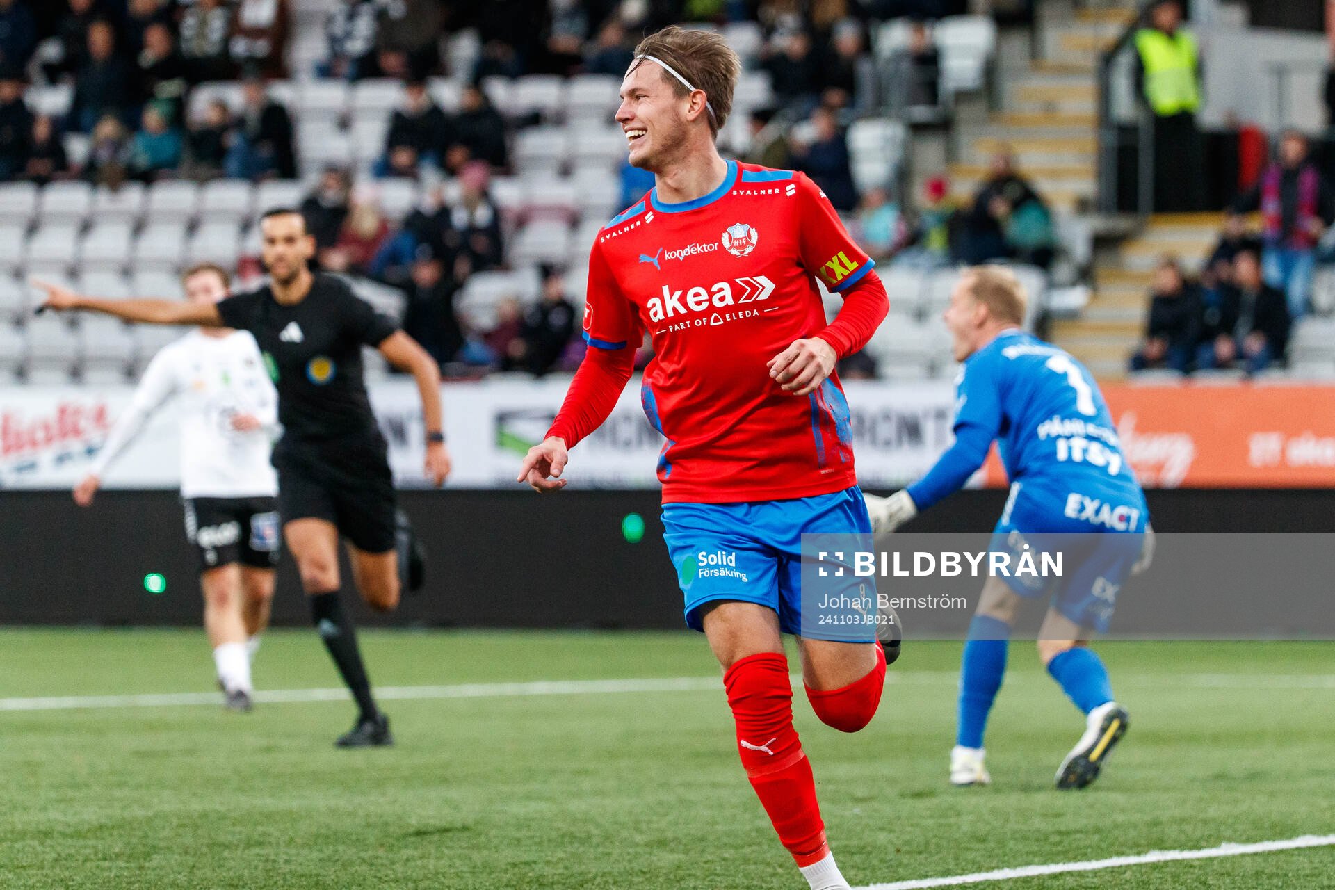 Helsingborgs Taylor Silverholt jublar