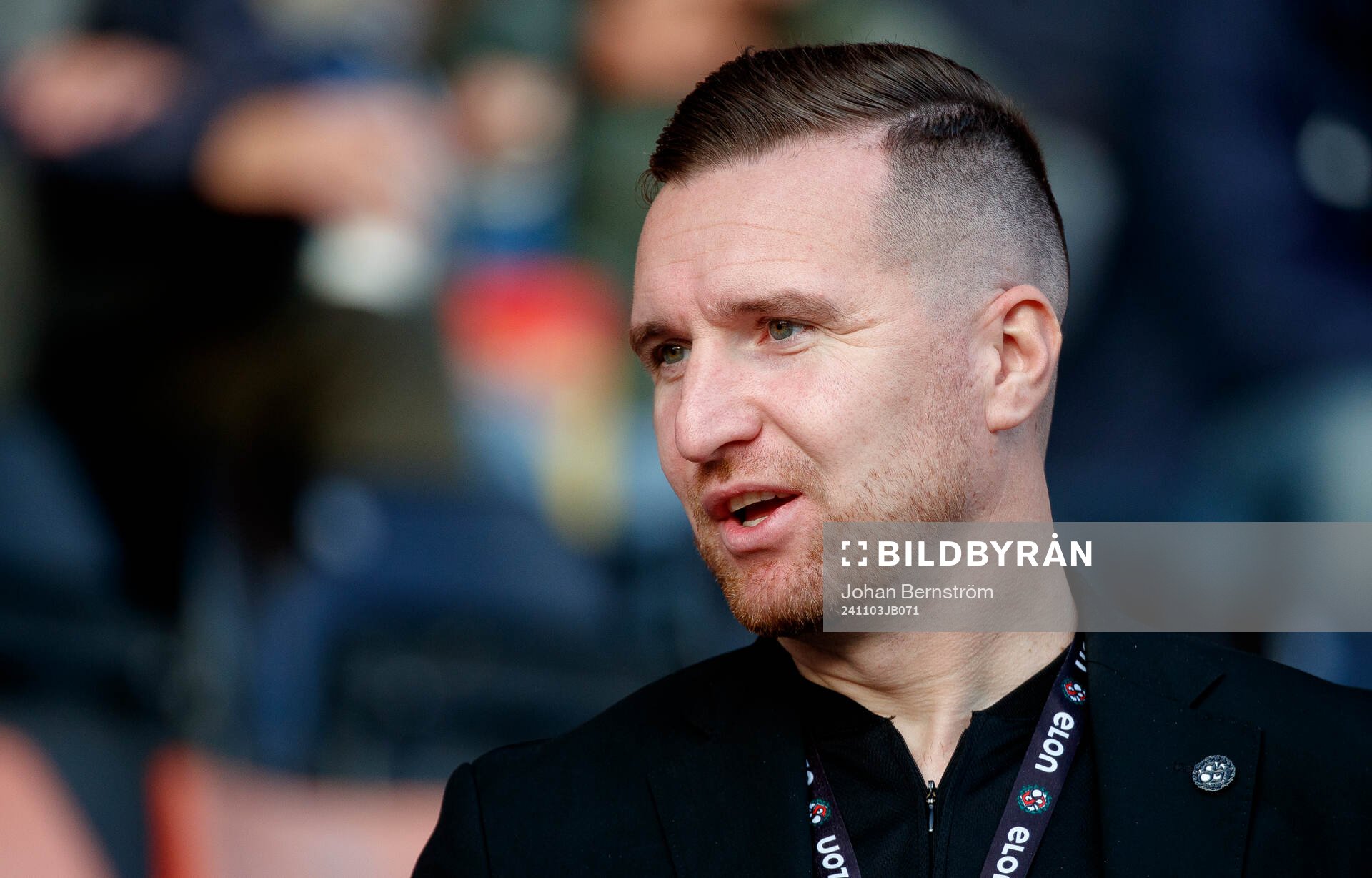 Örebros sportchef Enes Ahmetovic  under fotbollsmatchen i Superettan mellan Örebro och Helsingborg den 3 november 2024 i Örebro. 