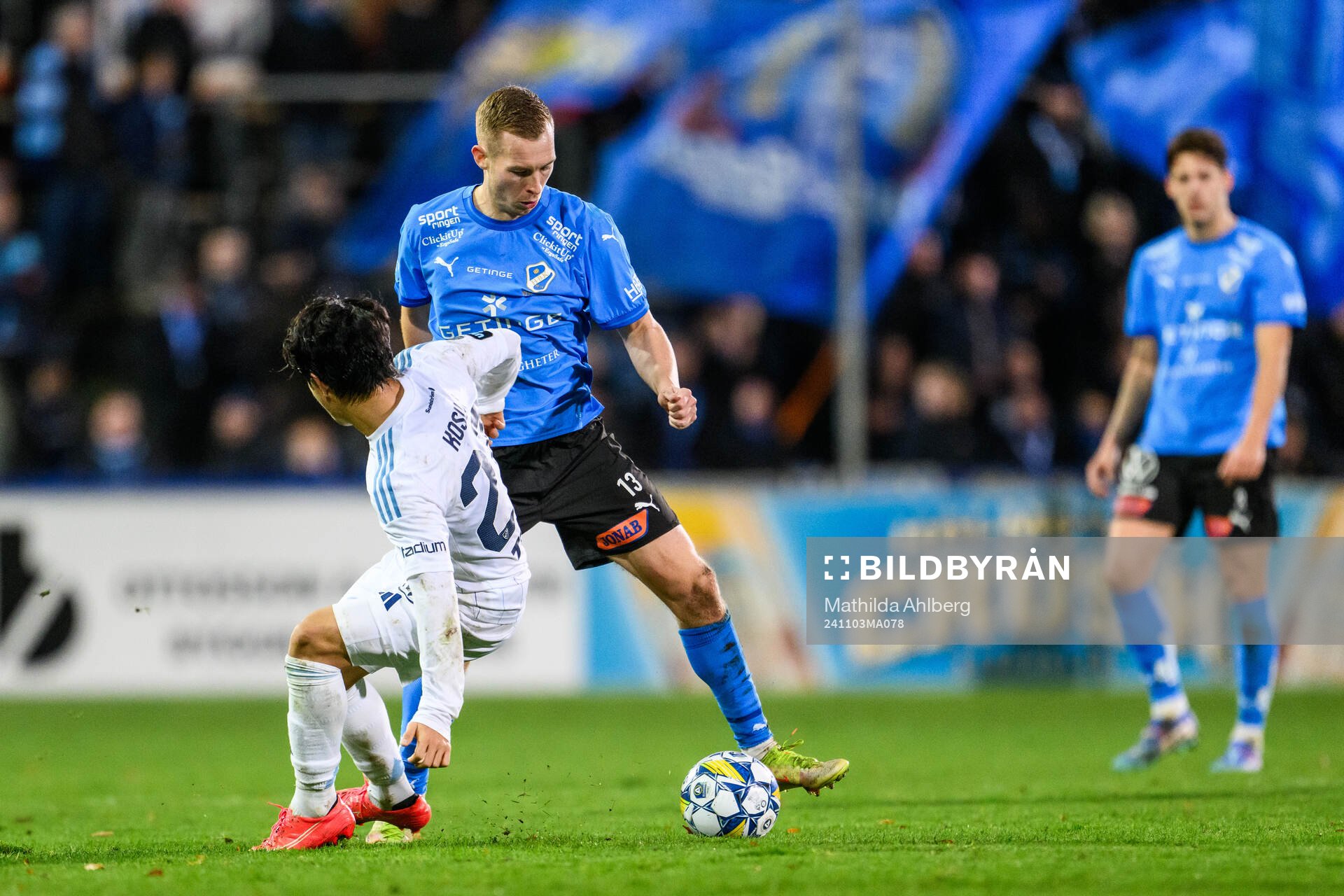 Djurgårdens Keita Kosugi och Halmstads Gisli Eyjolfsson