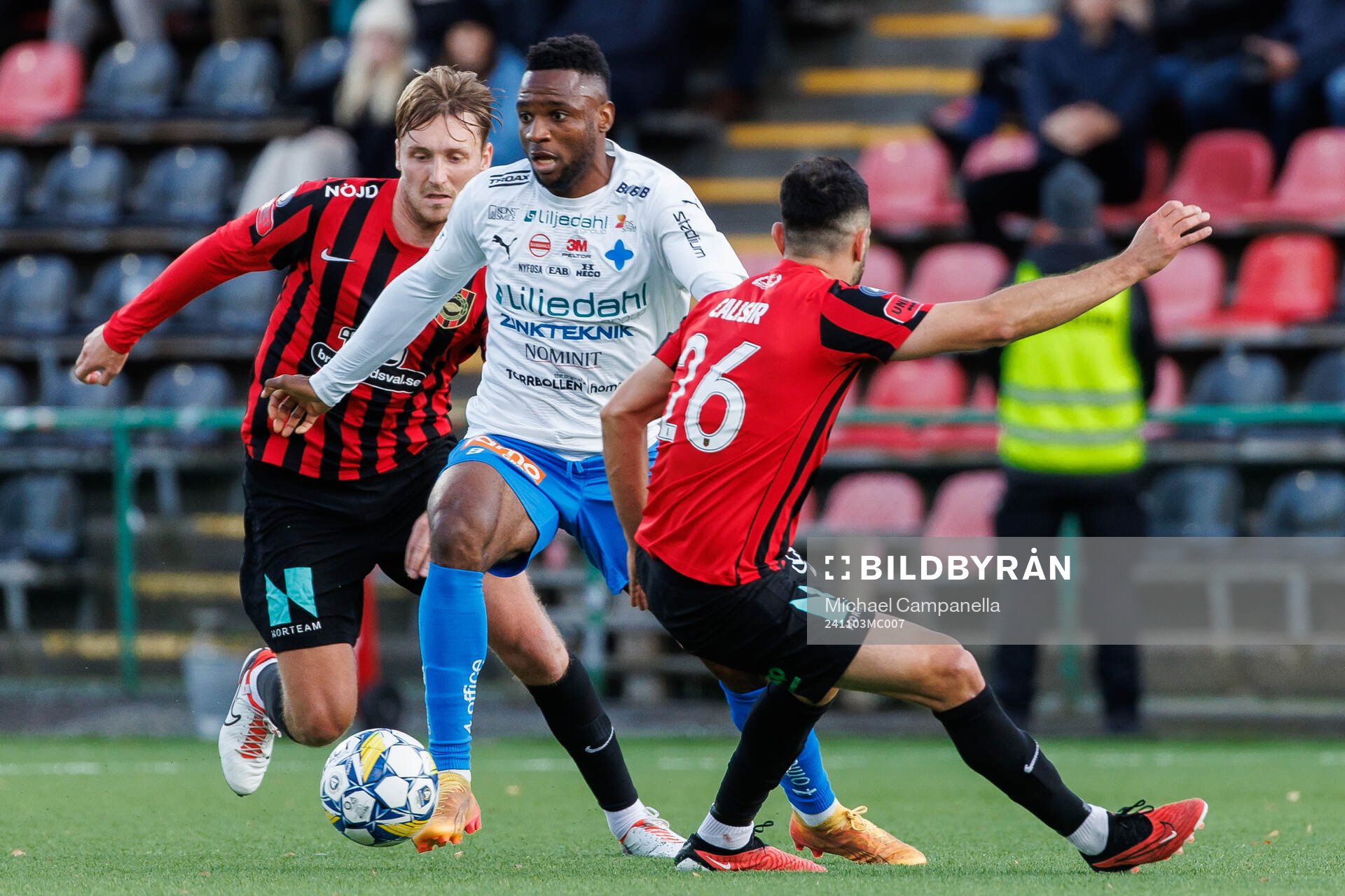 Värnamos Johnbosco Samuel Kalu och Brommapojkarnas