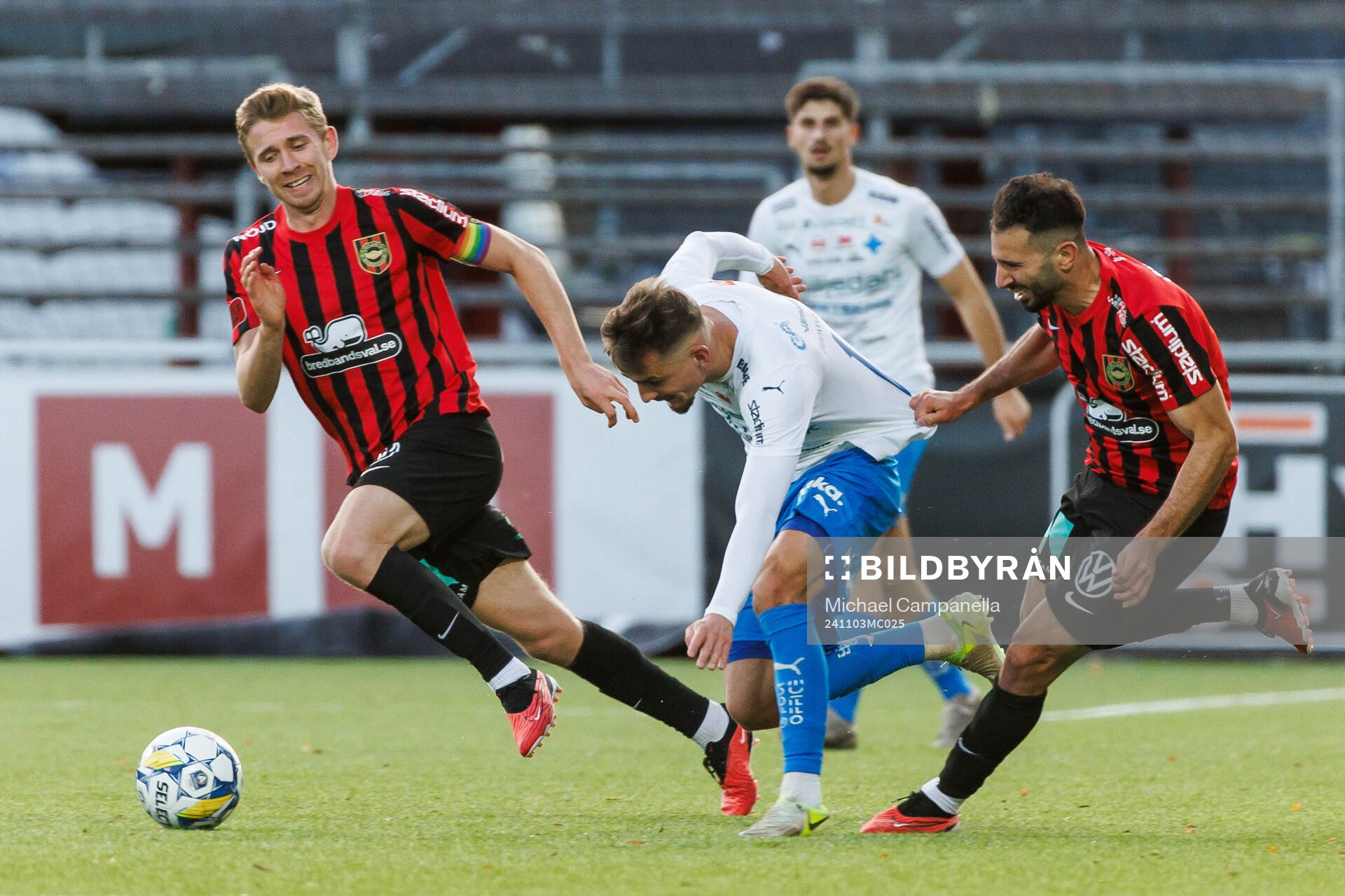 Värnamos Ajdin Zeljkovic och Brommapojkarnas André Calisir