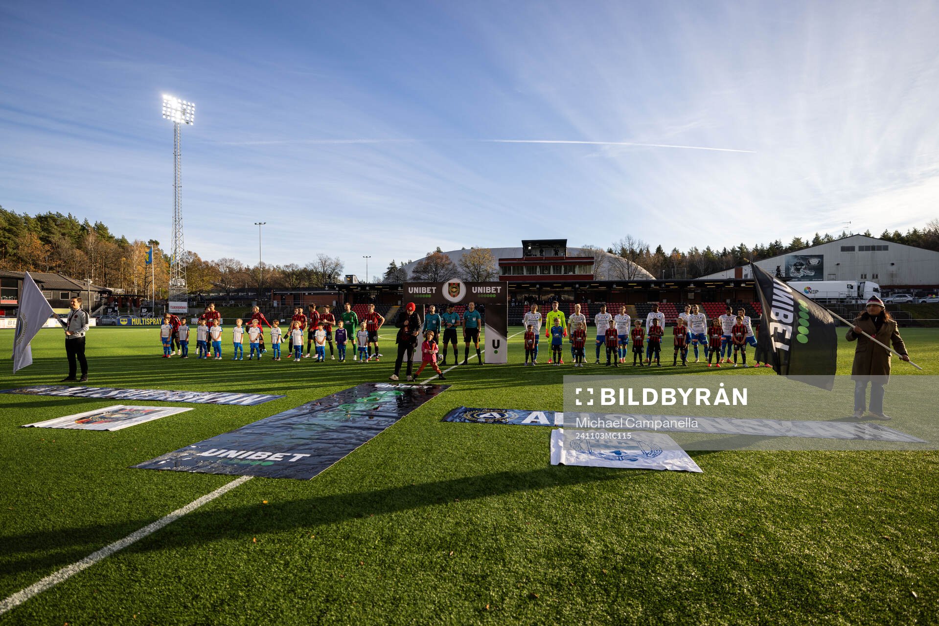 Brommapojkarnas och Värnamos spelare i lineup