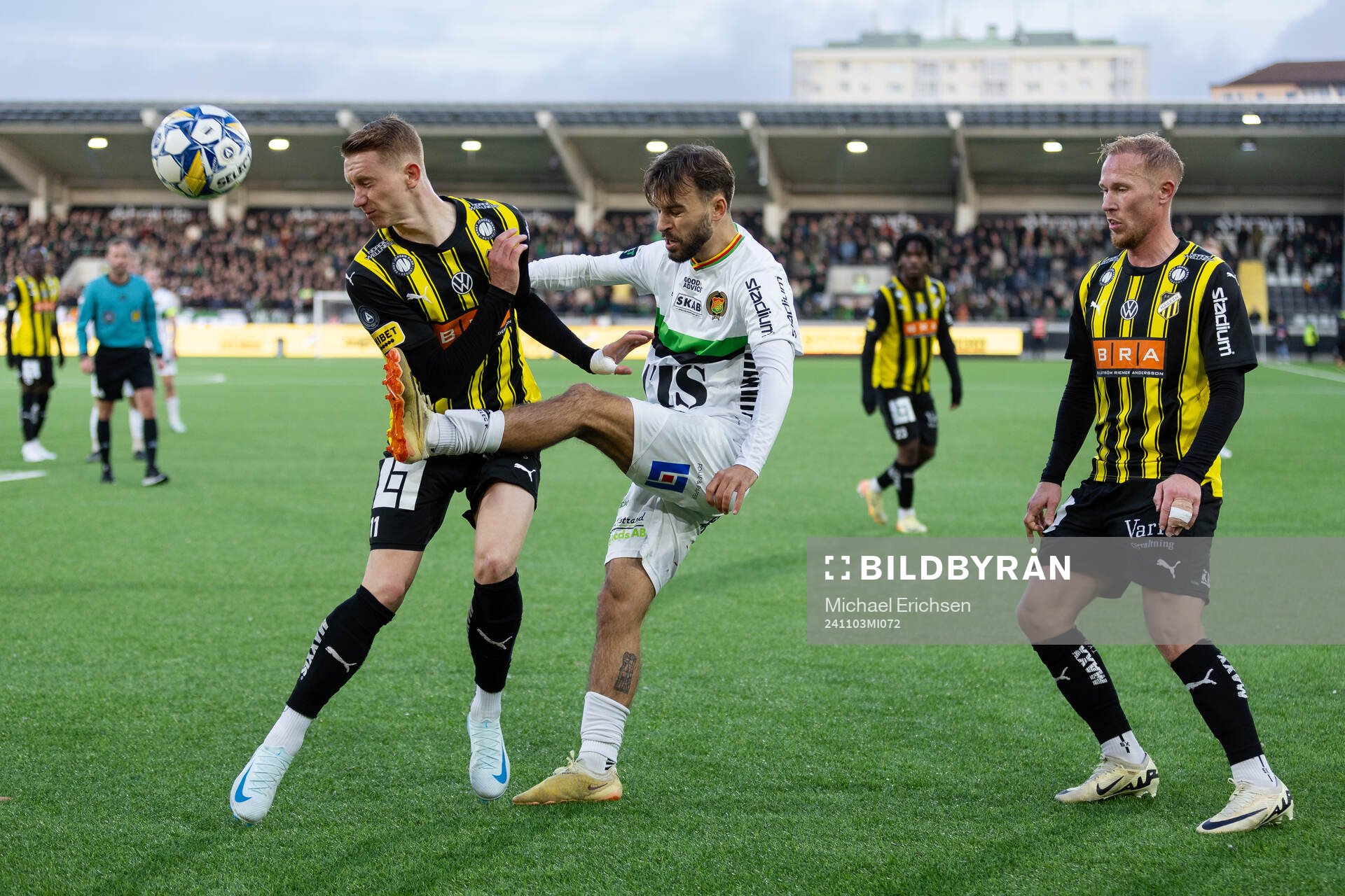 Häckens Julius Lindberg och Mikkel Rygaard Jensen mot GAIS