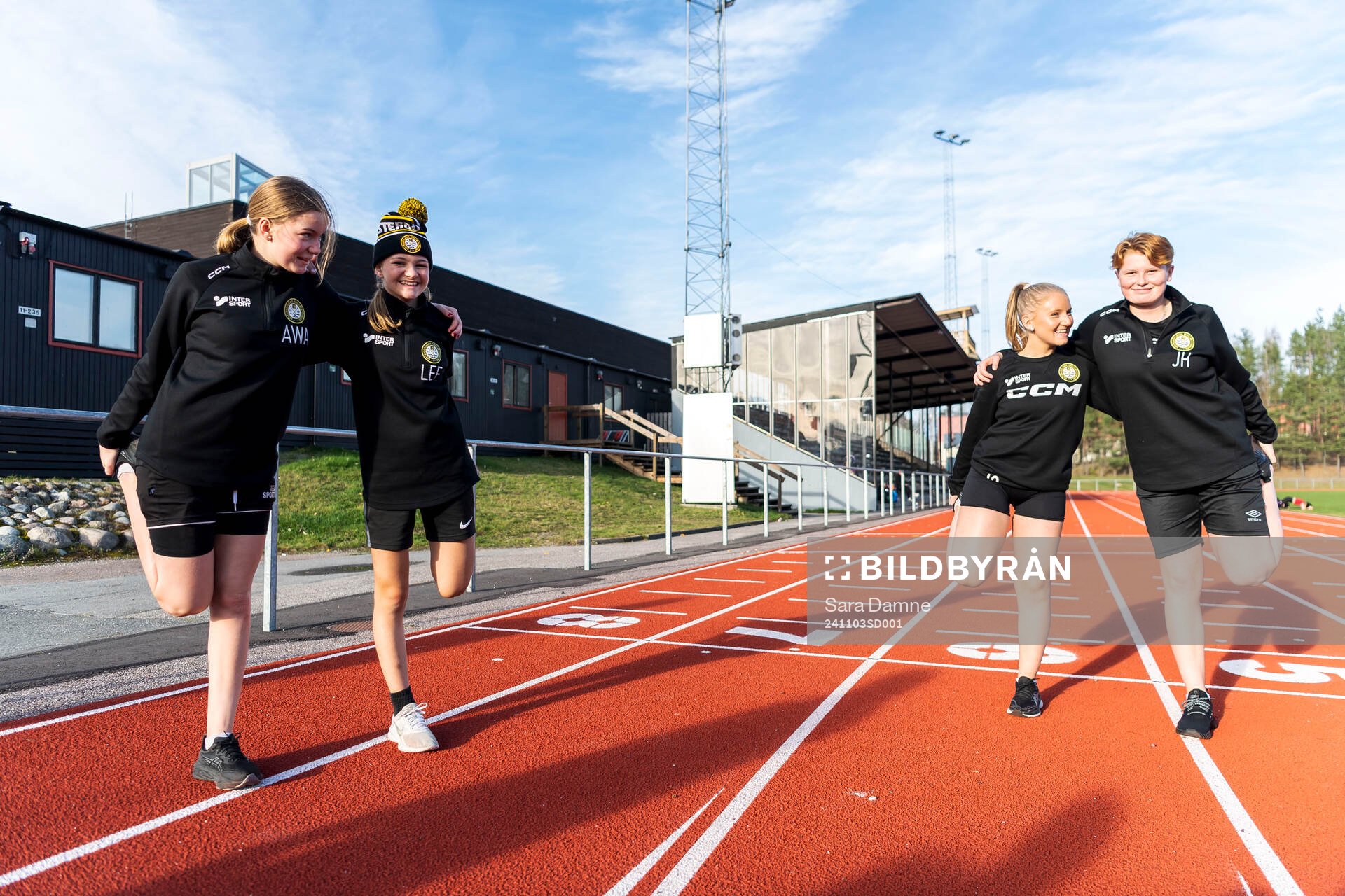 Västergötlands spelare värmer upp