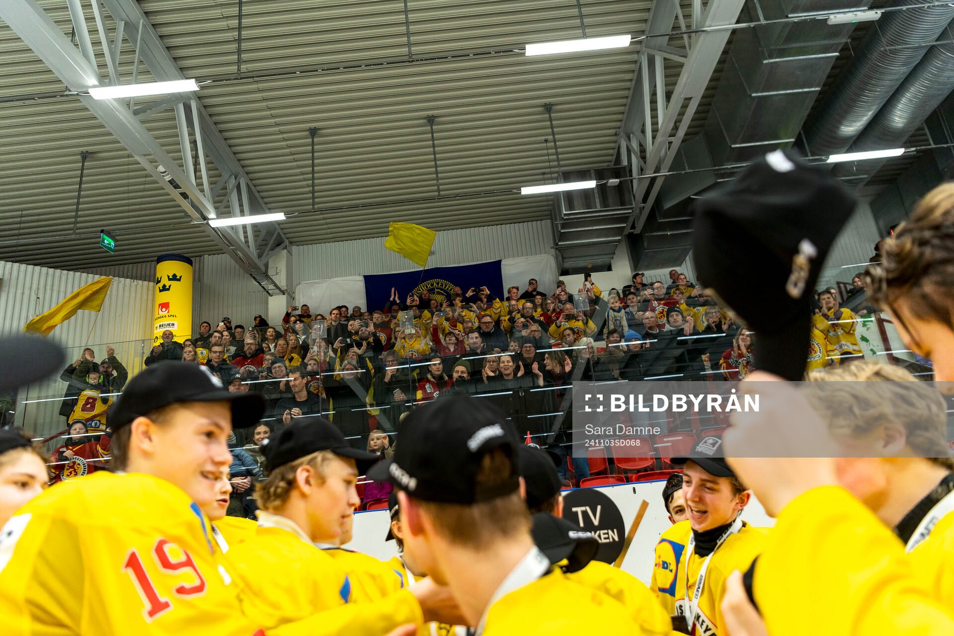 Smålands supportrar jublar