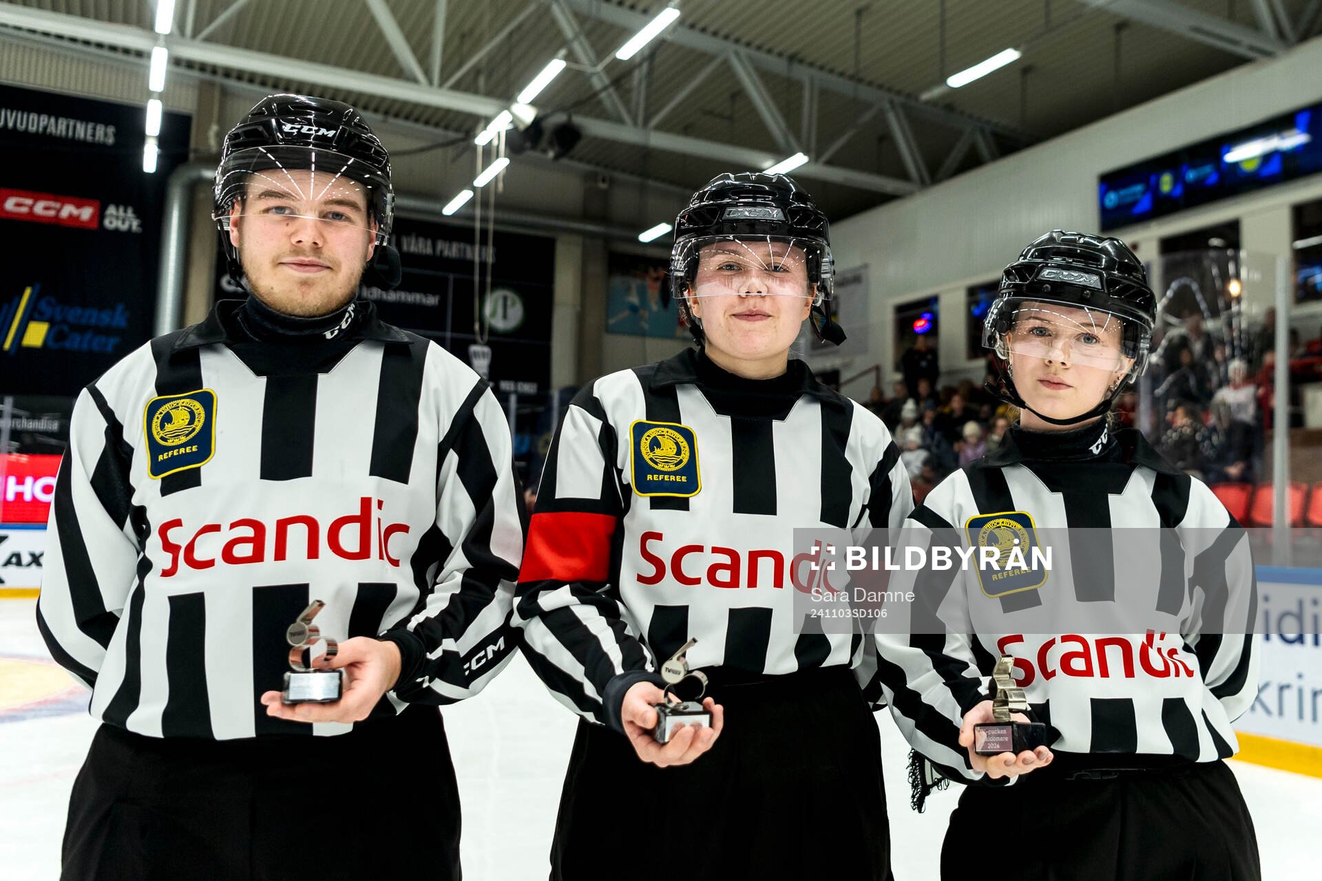 Domare Filip Friberg, Hanna Öberg och Wilma Gustafsson
