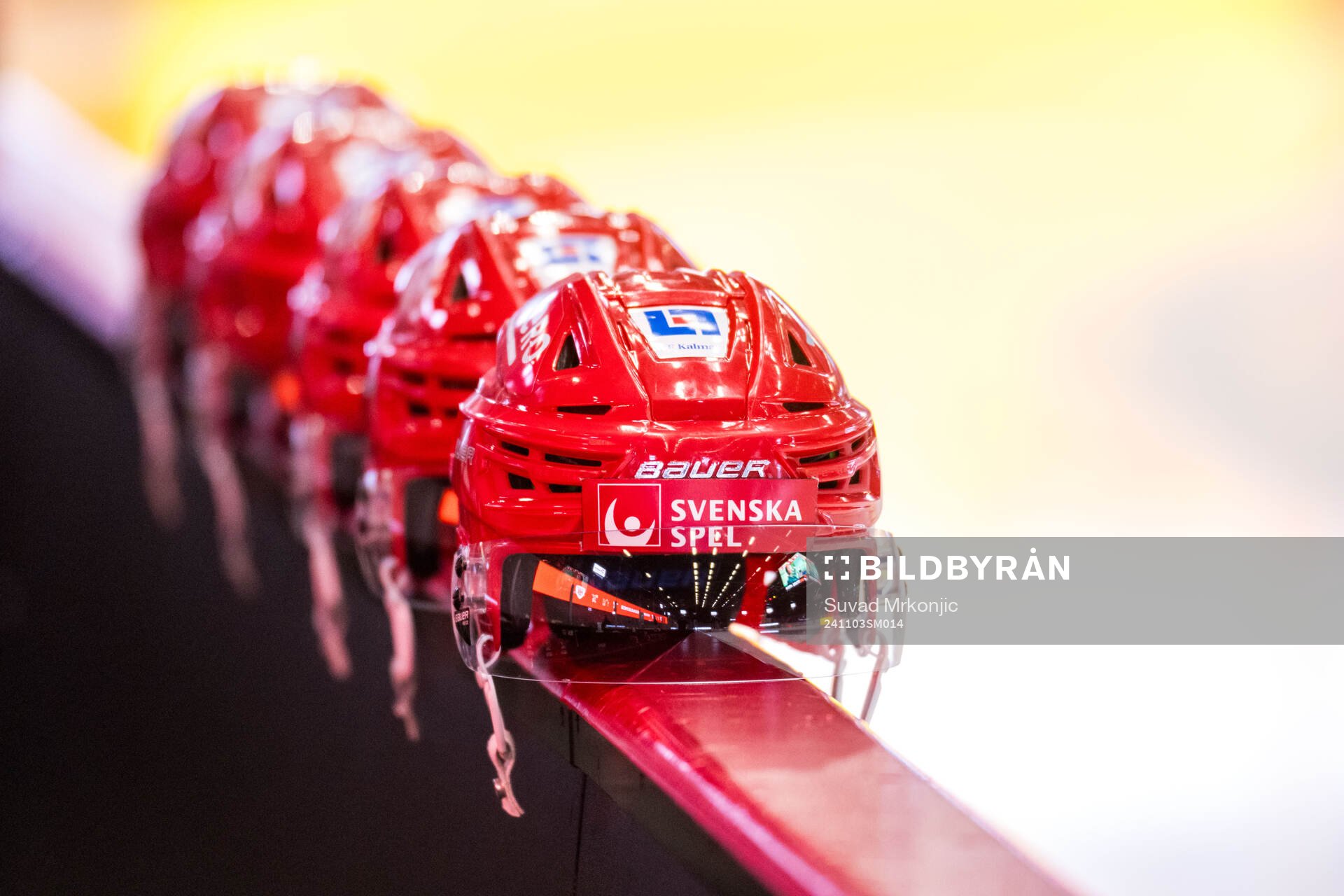 Ishockeyhjälmar
