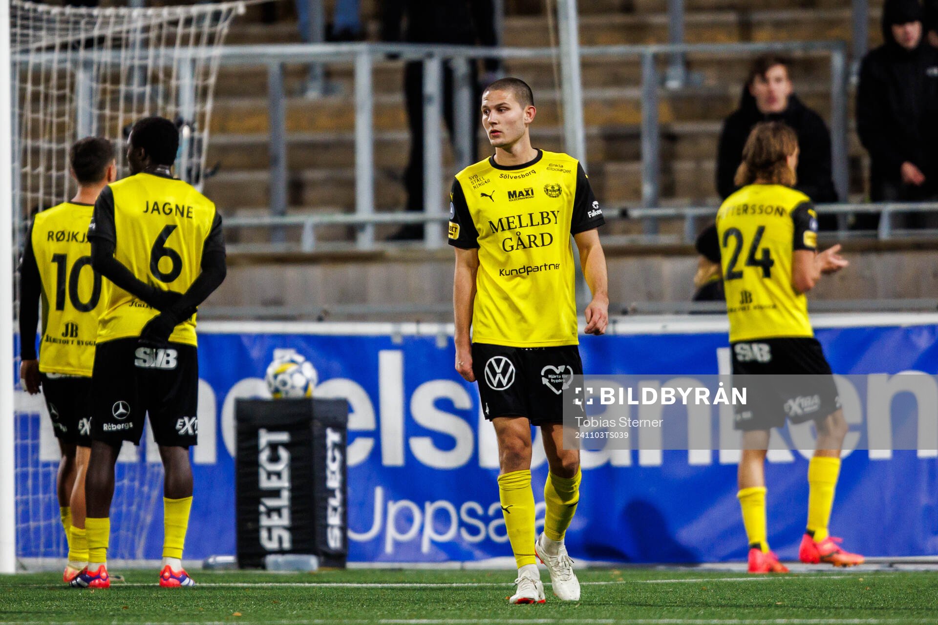 Mjällbys Rasmus Wikström deppar