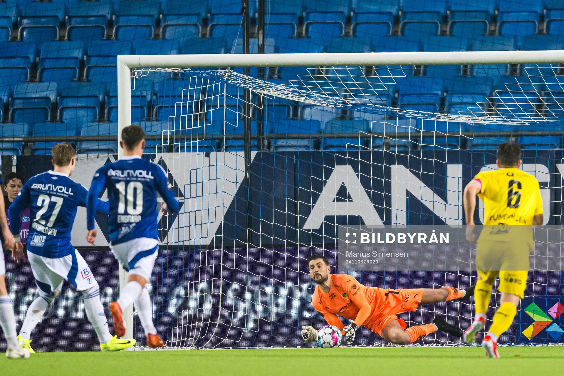 Nikita Haikin of Bodø/Glimt saves a penalty kick