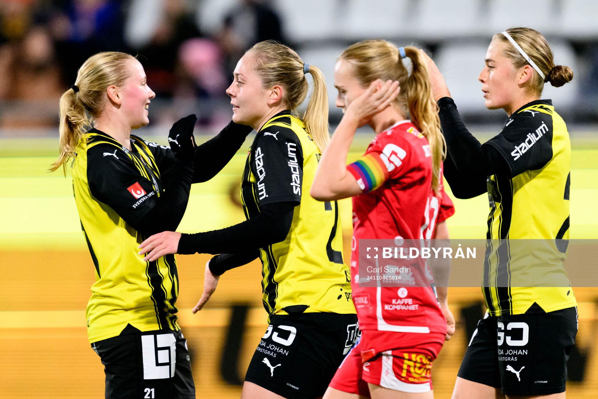 Häckens Johanna Fossdalsá Sørensen, Alice Bergström och