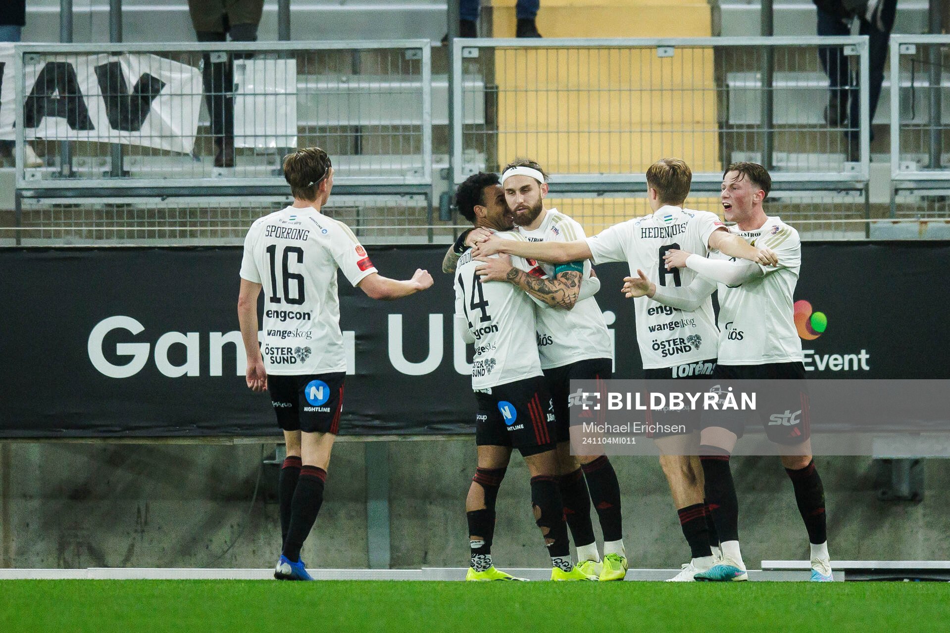 Östersunds Ali Suljic jublar