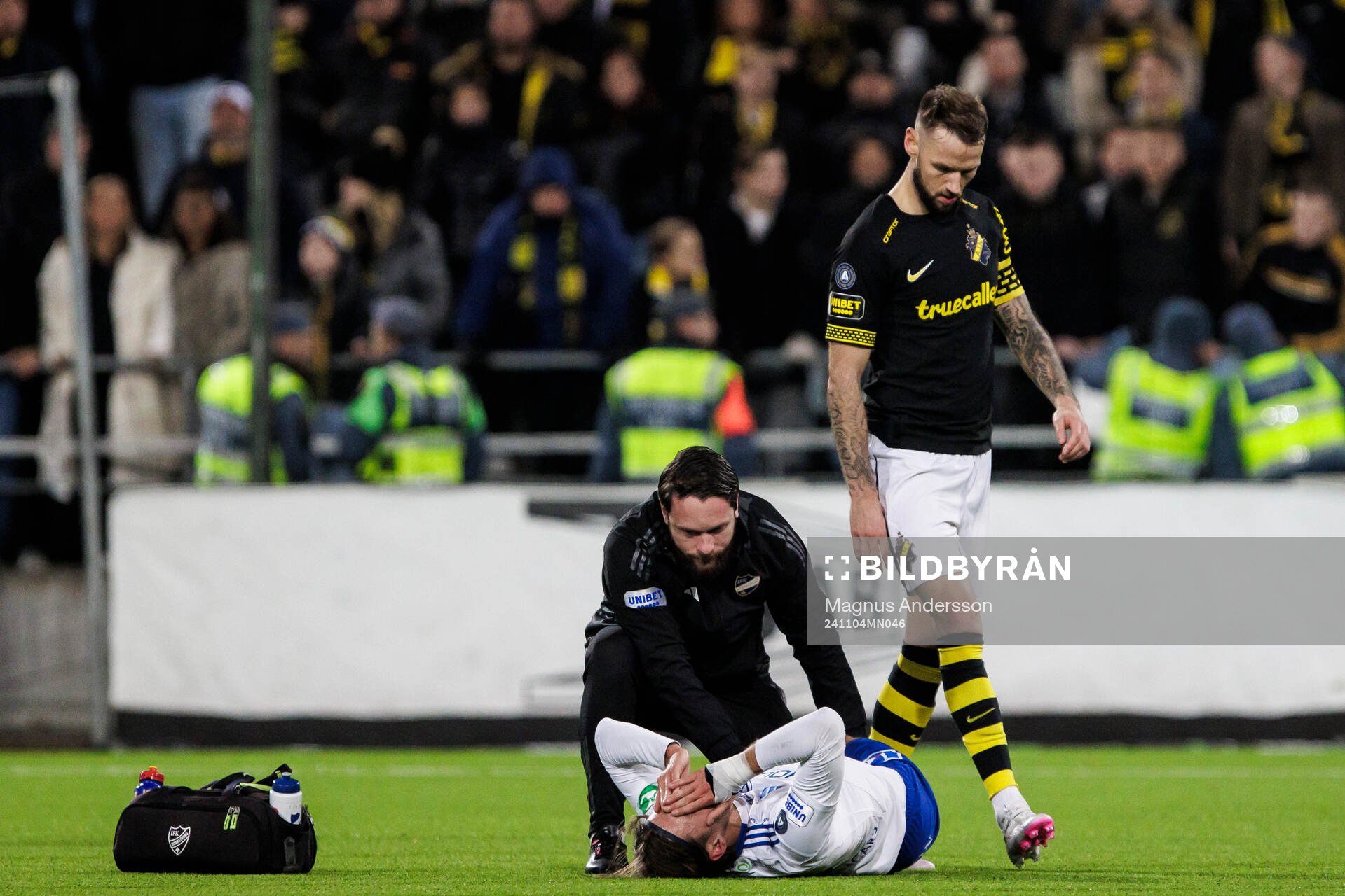 IFK Norrköpings Arnor Traustason har ont samtidigt som