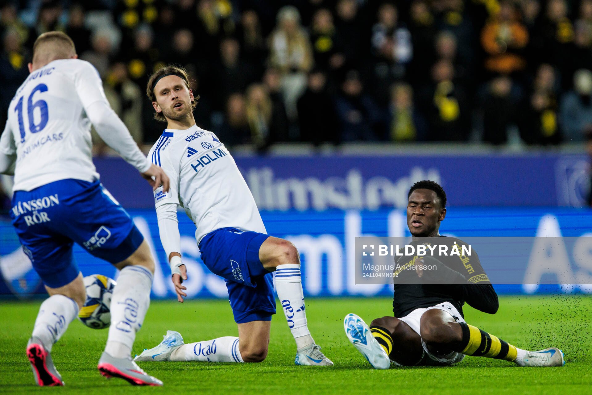 IFK Norrköpings Arnor Traustason och AIKs Mouhamed Lamine