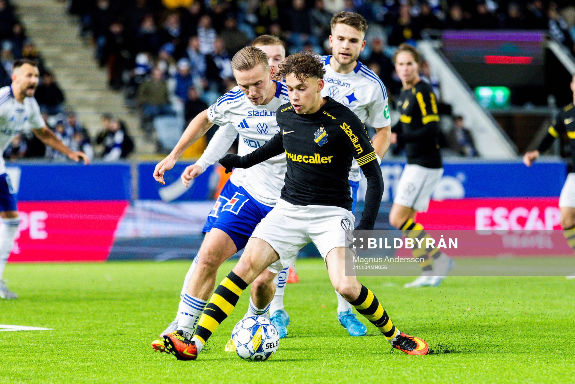 IFK Norrköpings Jacob Ortmark och AIKs Victor Goncalves