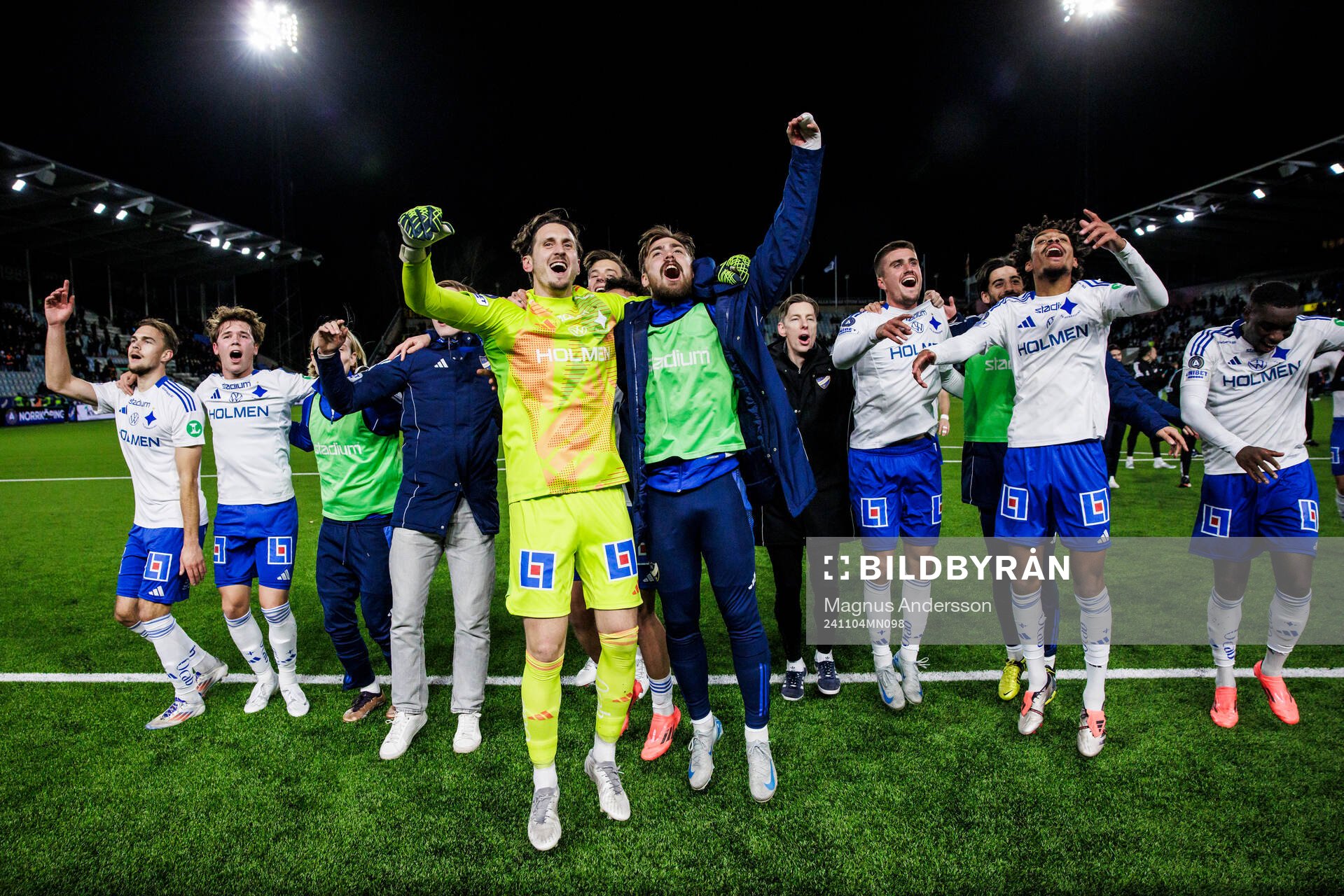 IFK Norrköpings målvakt David Mitov Nilsson och Tim Prica