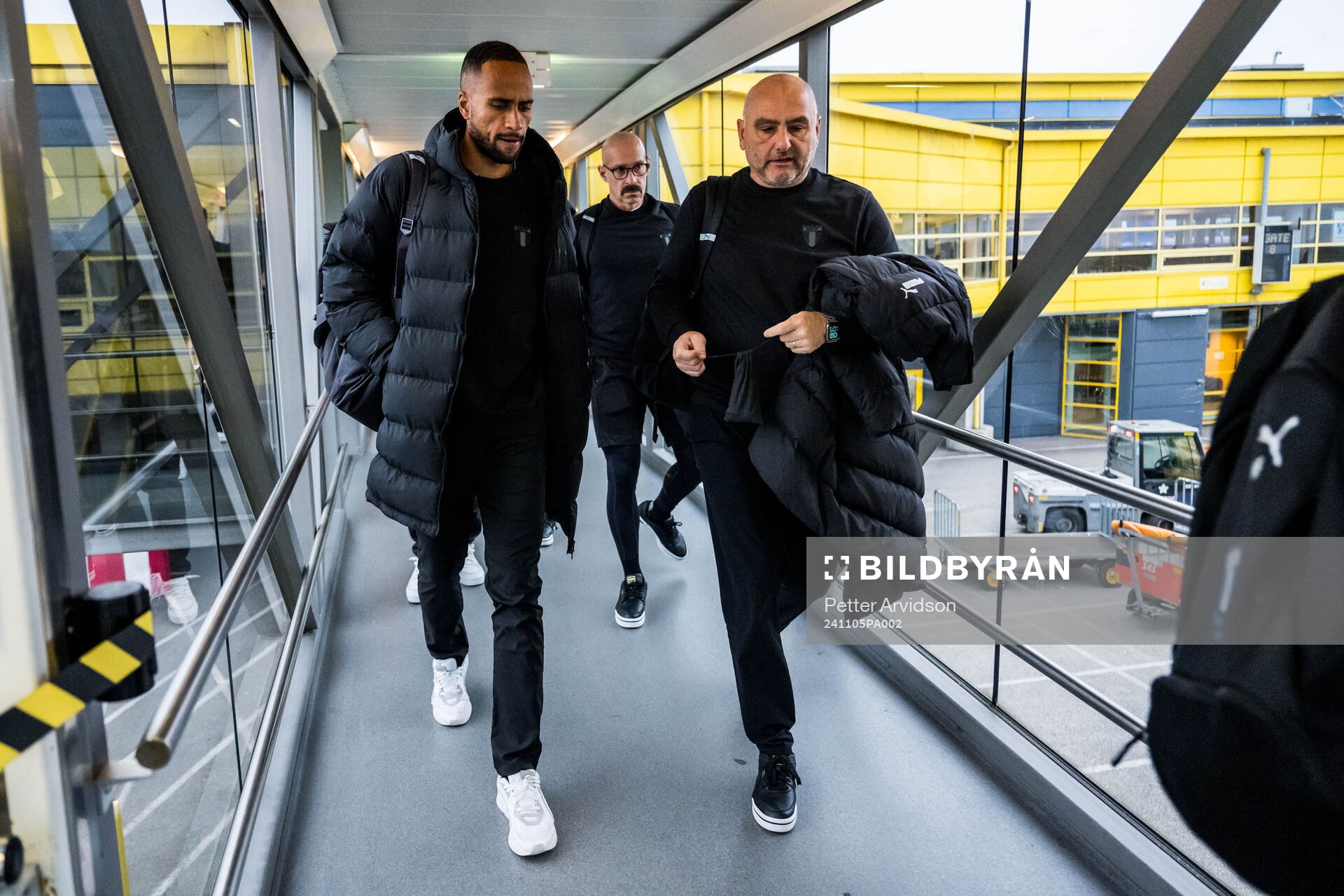 Isaac Kiese Thelin and Goalkeeper coach Jonnie Fedel of Malmö FF during the team travel from Malmö to Istanbul ahead of the UEFA Europa League match between Besiktas and Malmö FF on November 5, 2024 in Malmö. 