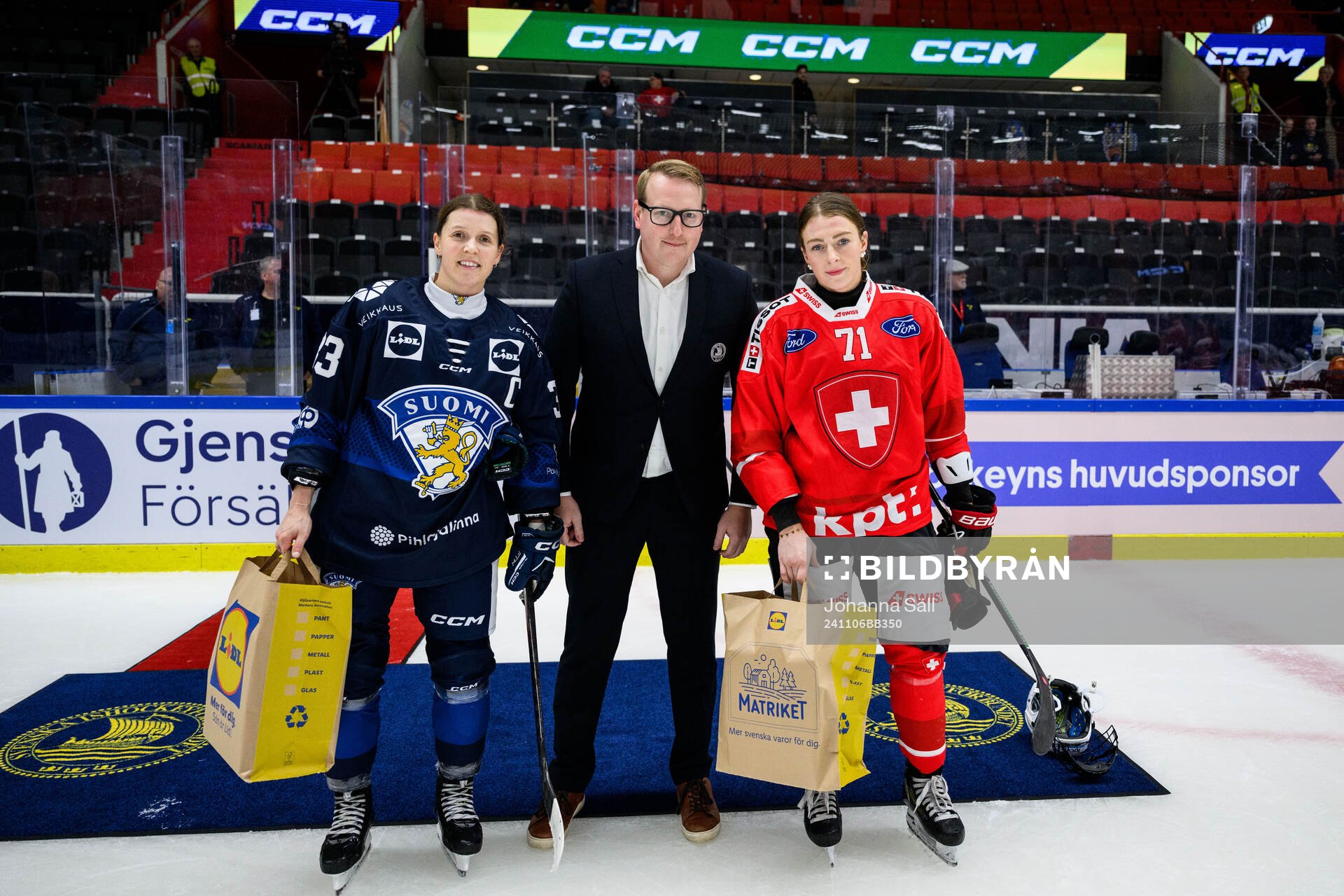 Michelle Karvinen of Finland and Lena Marie Lutz of