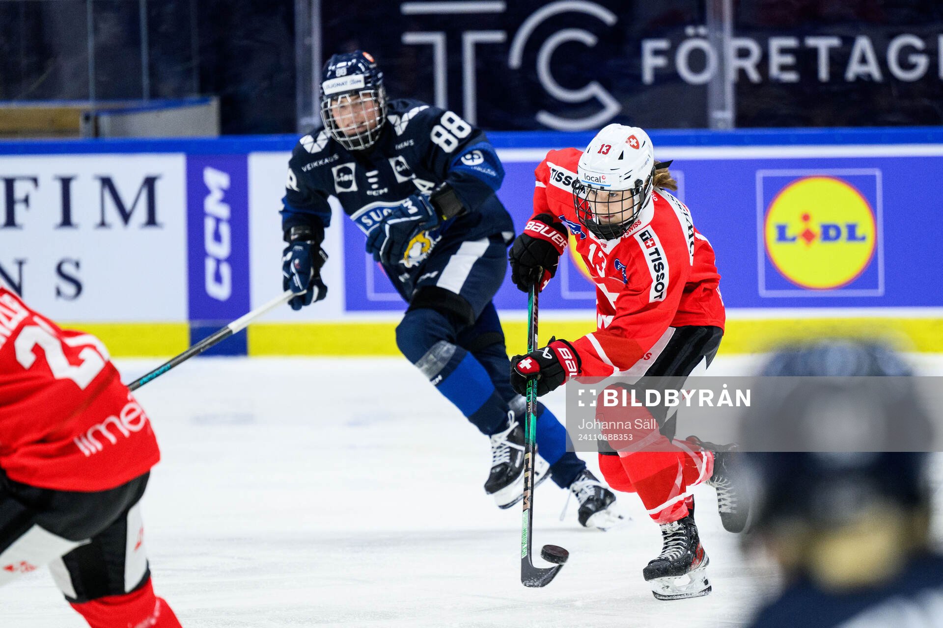 Ronja Savolainen of Finland and Ivana Maria Wey of