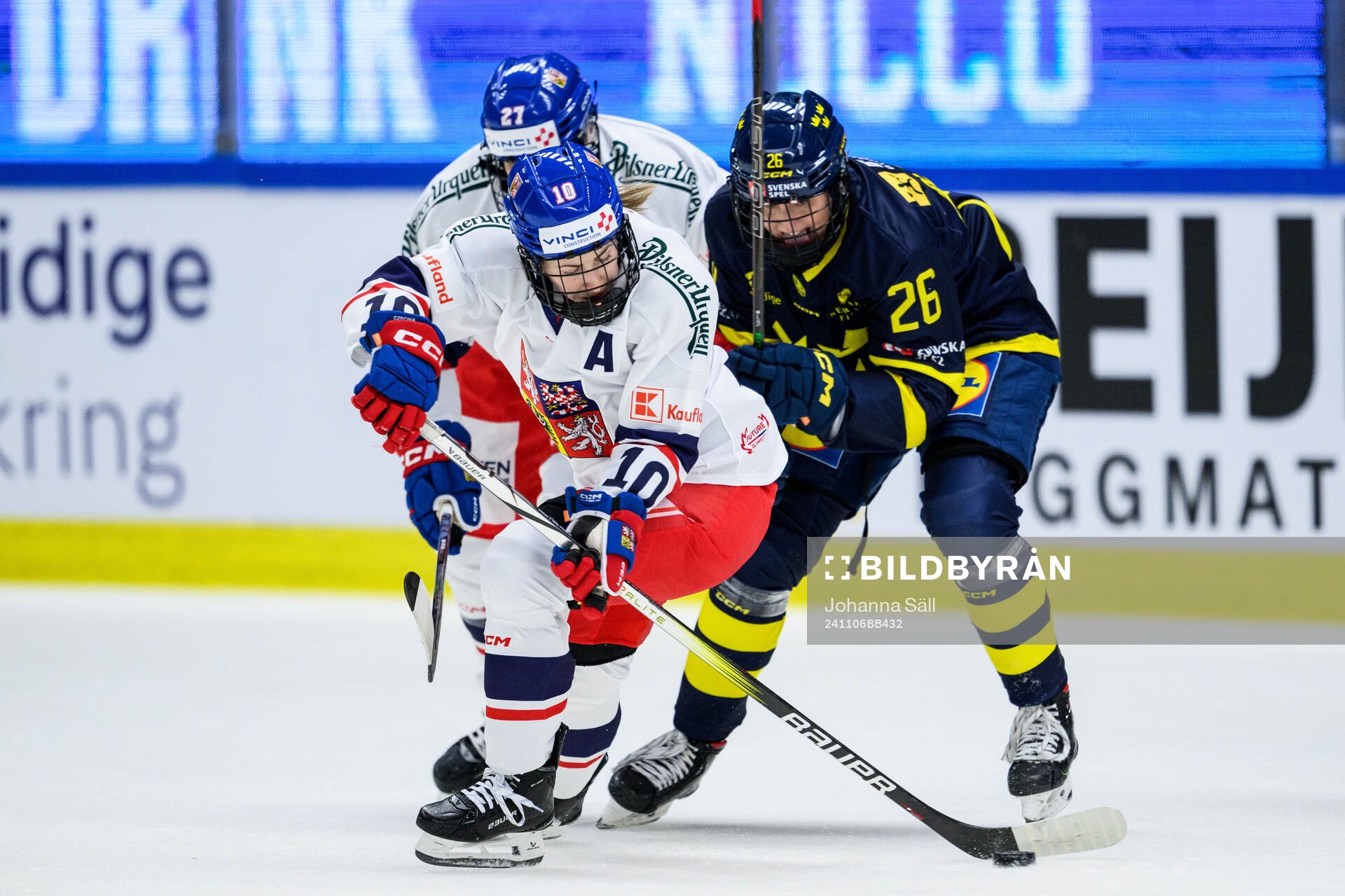 Denisa Krizova of Czech Republic and Hanna Olsson of Sweden
