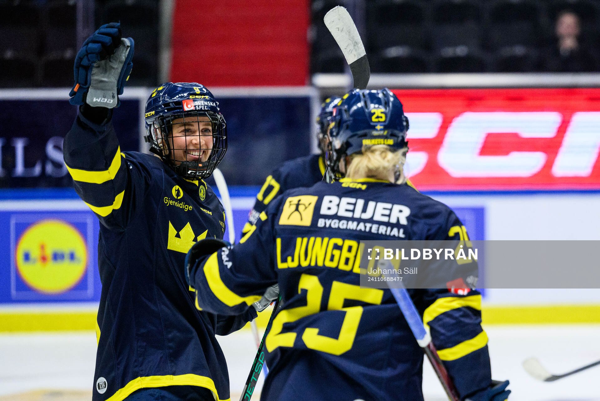 Emma Forsgren and Lina Ljungblom of Sweden celebrates