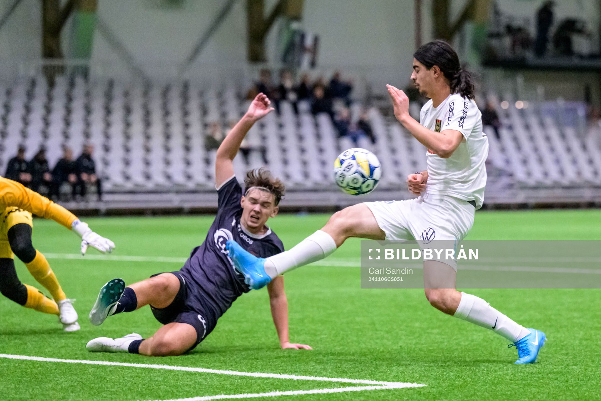 Vikings Jens Koll-Frafjord och Brommapojkarnas Nijat