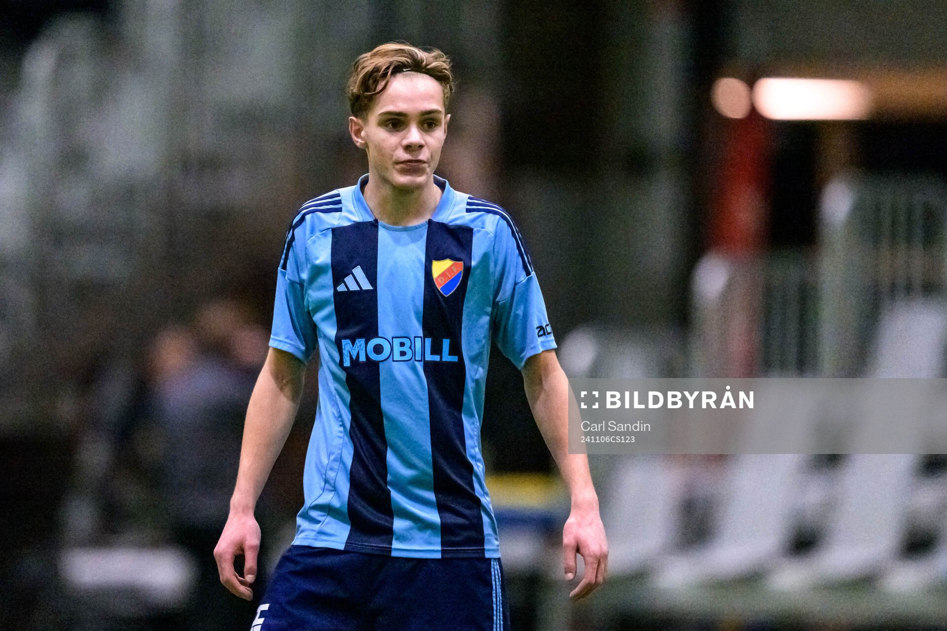 Djurgårdens Liam Valentini under fotbollsmatchen i Skandinaviska Mästerskapen mellan Vålerenga och Djurgården den 6 november 2024 i Borås.